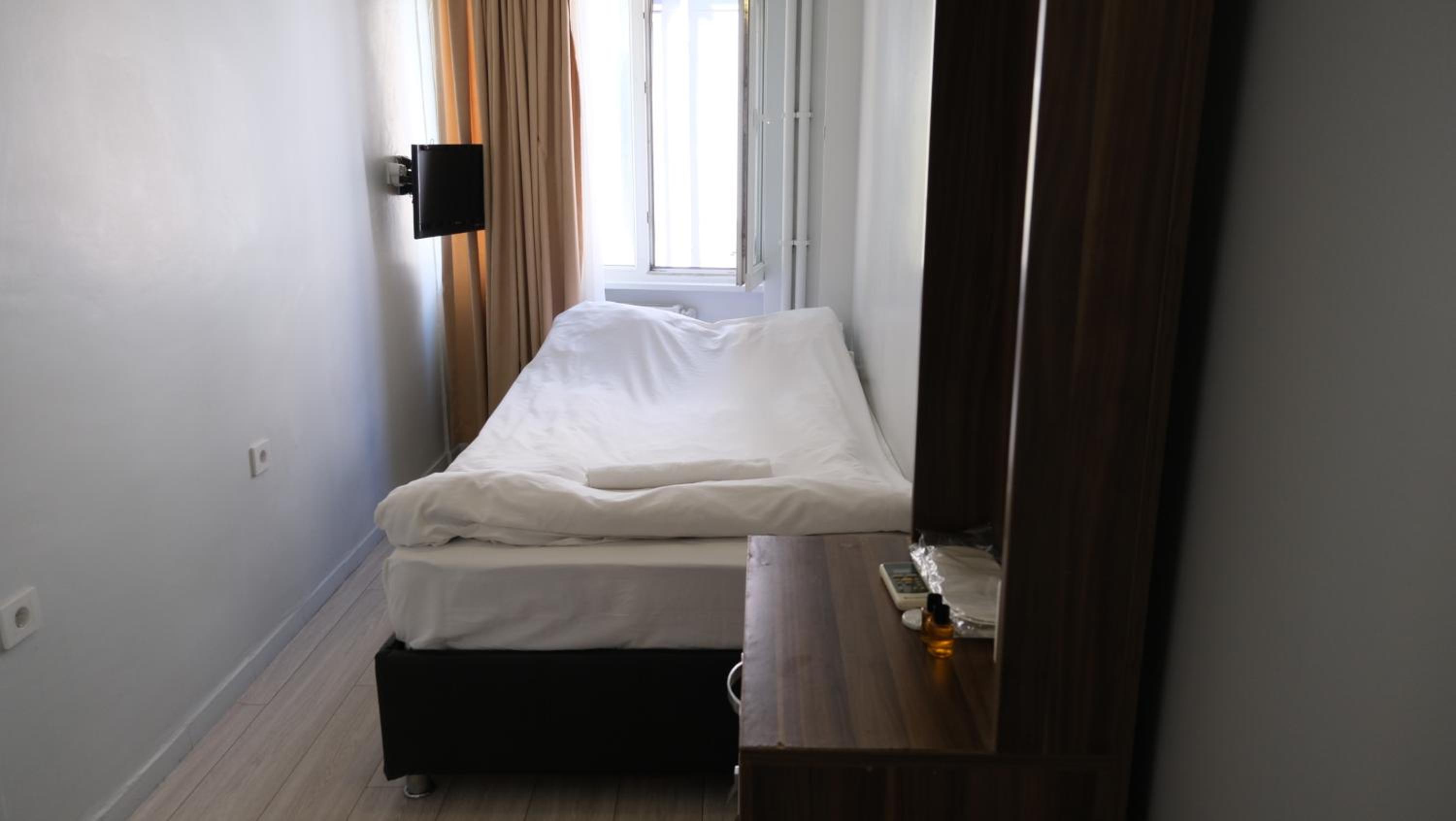 Small Double Room photo 1
