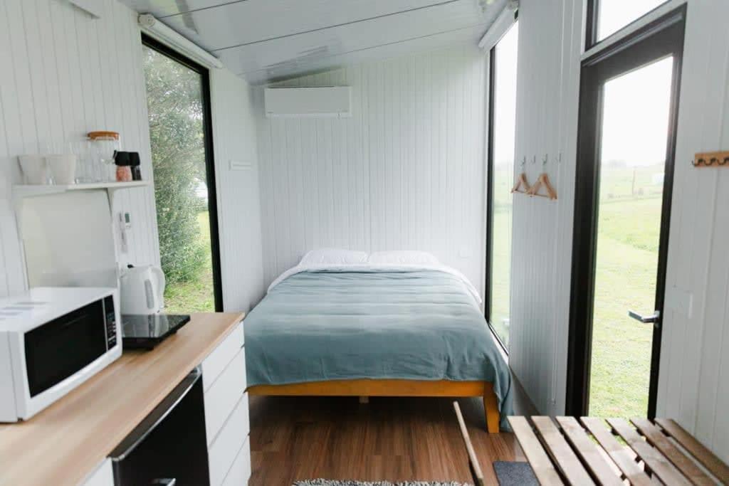 Mobile Home photo 3