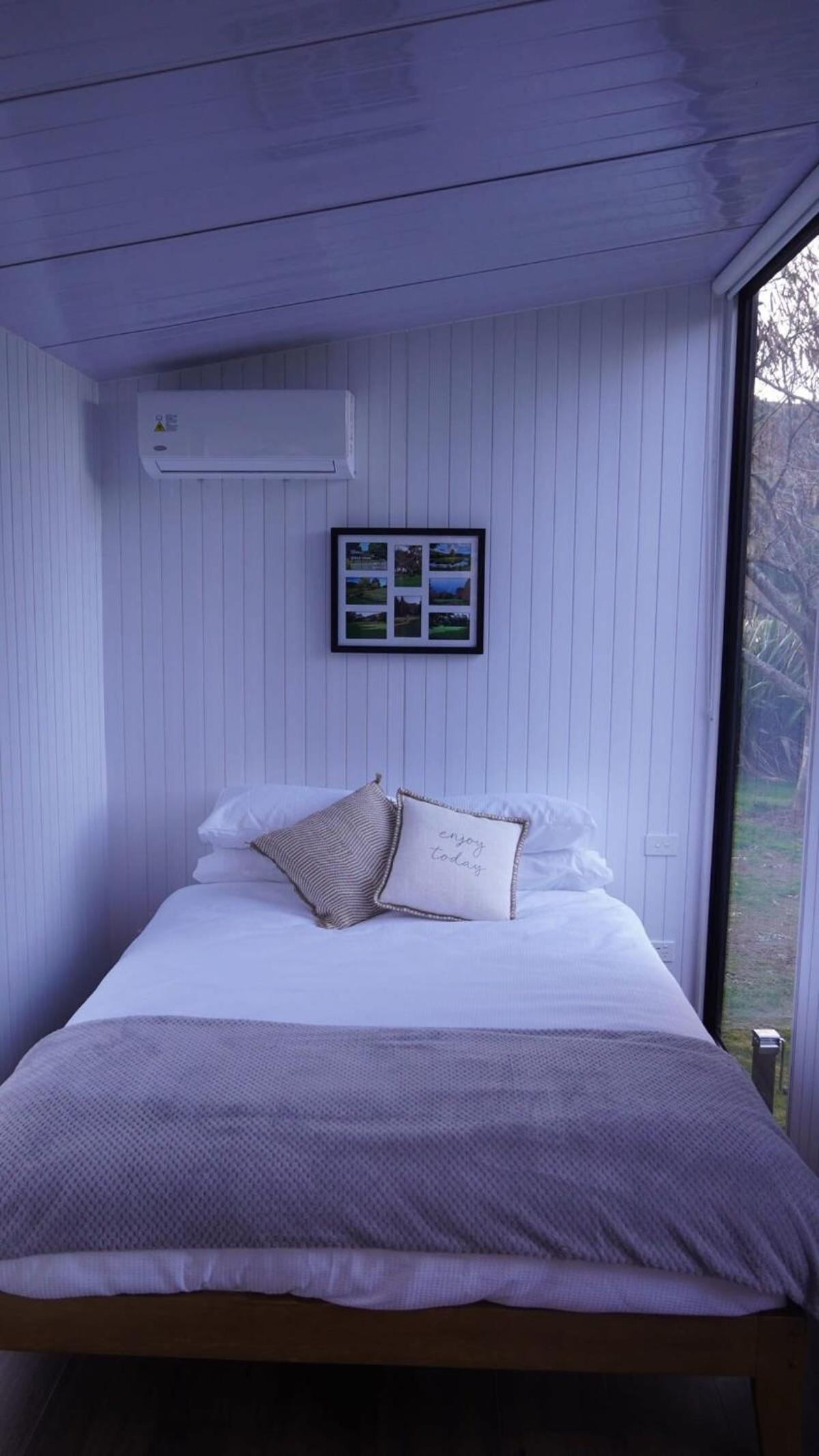 Mobile Home photo 1