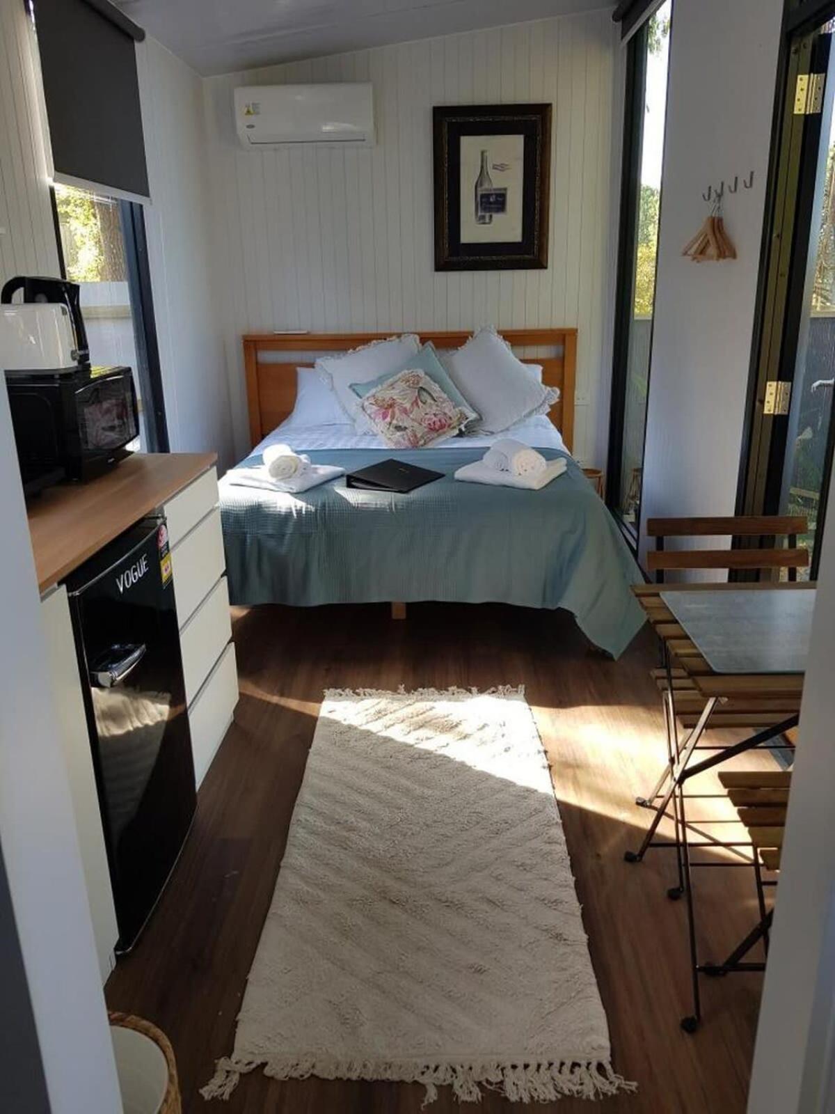 Mobile Home photo 1