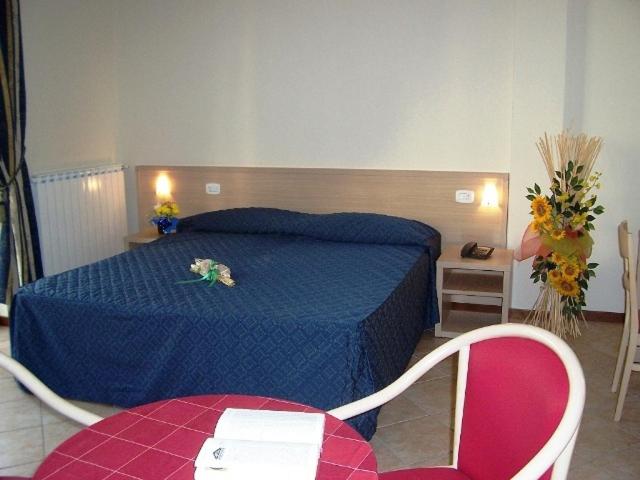 Double Room - Photo 3