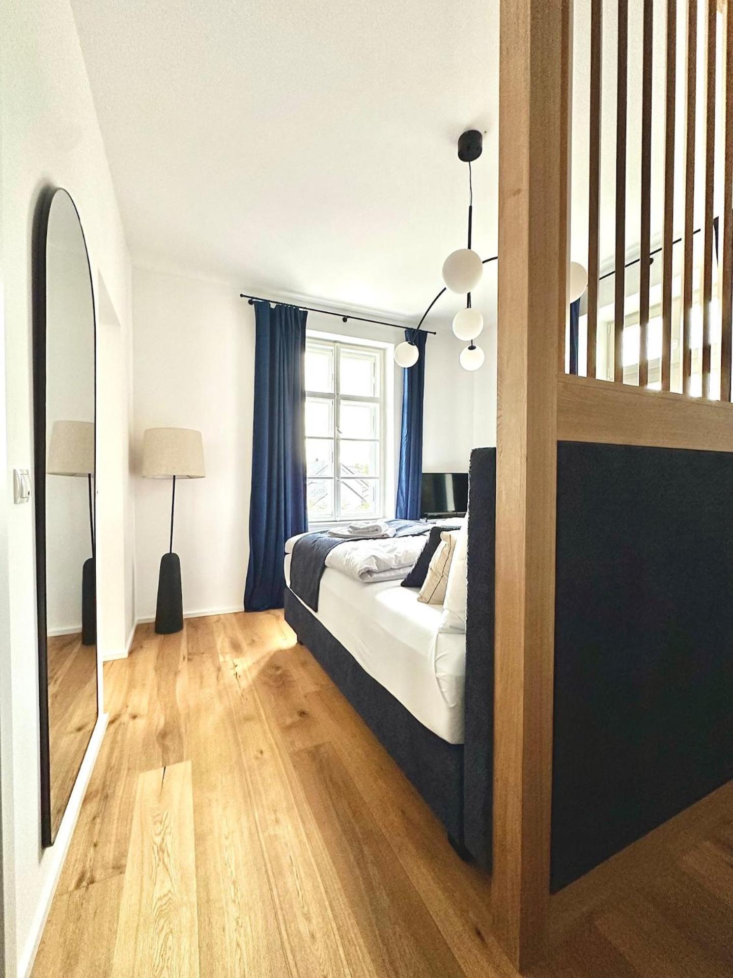 Studio Apartment photo 2