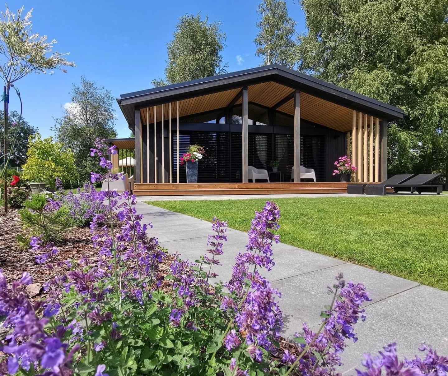 Two-Bedroom House - Photo 22