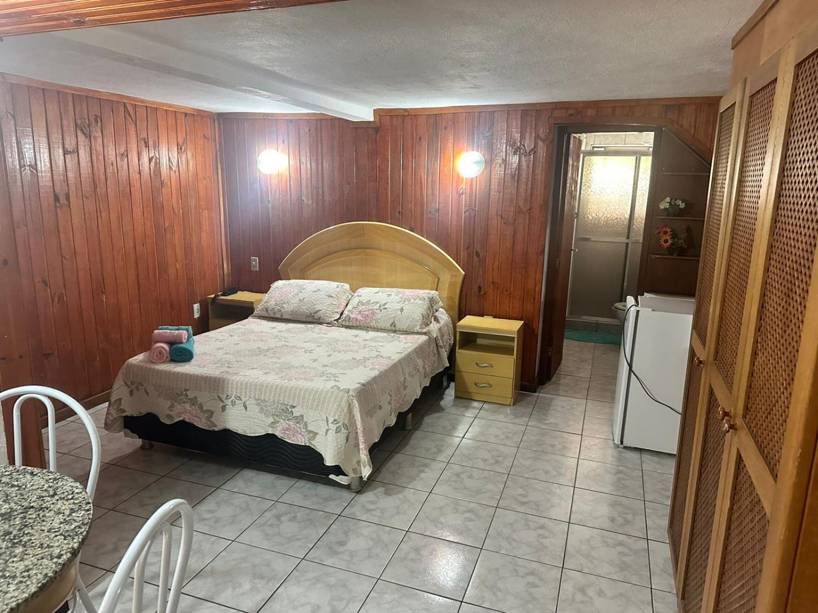 Standard Double Room - Photo 2