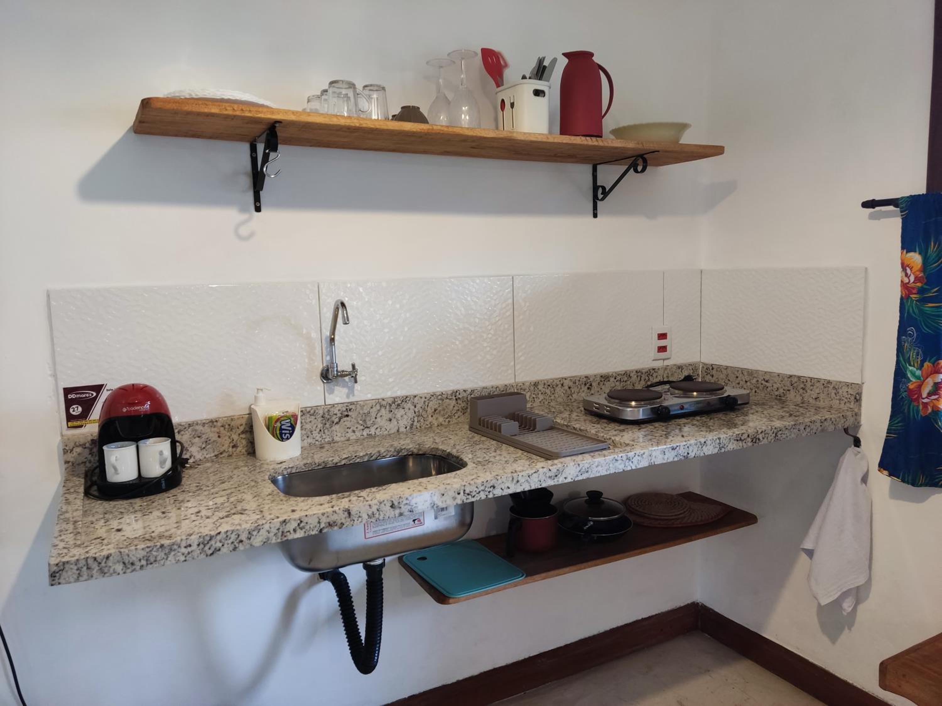 Standard Double or Twin Room - Photo 12
