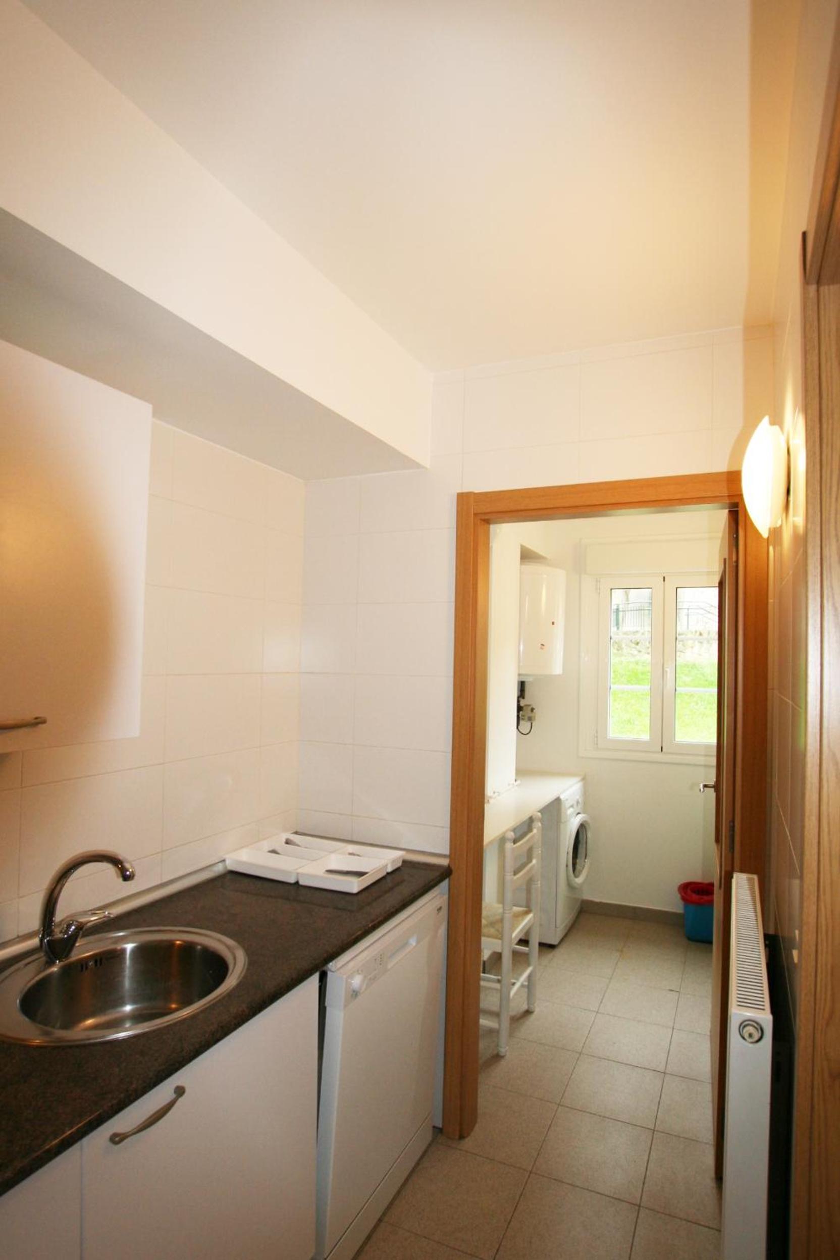 Apartment - Photo 9