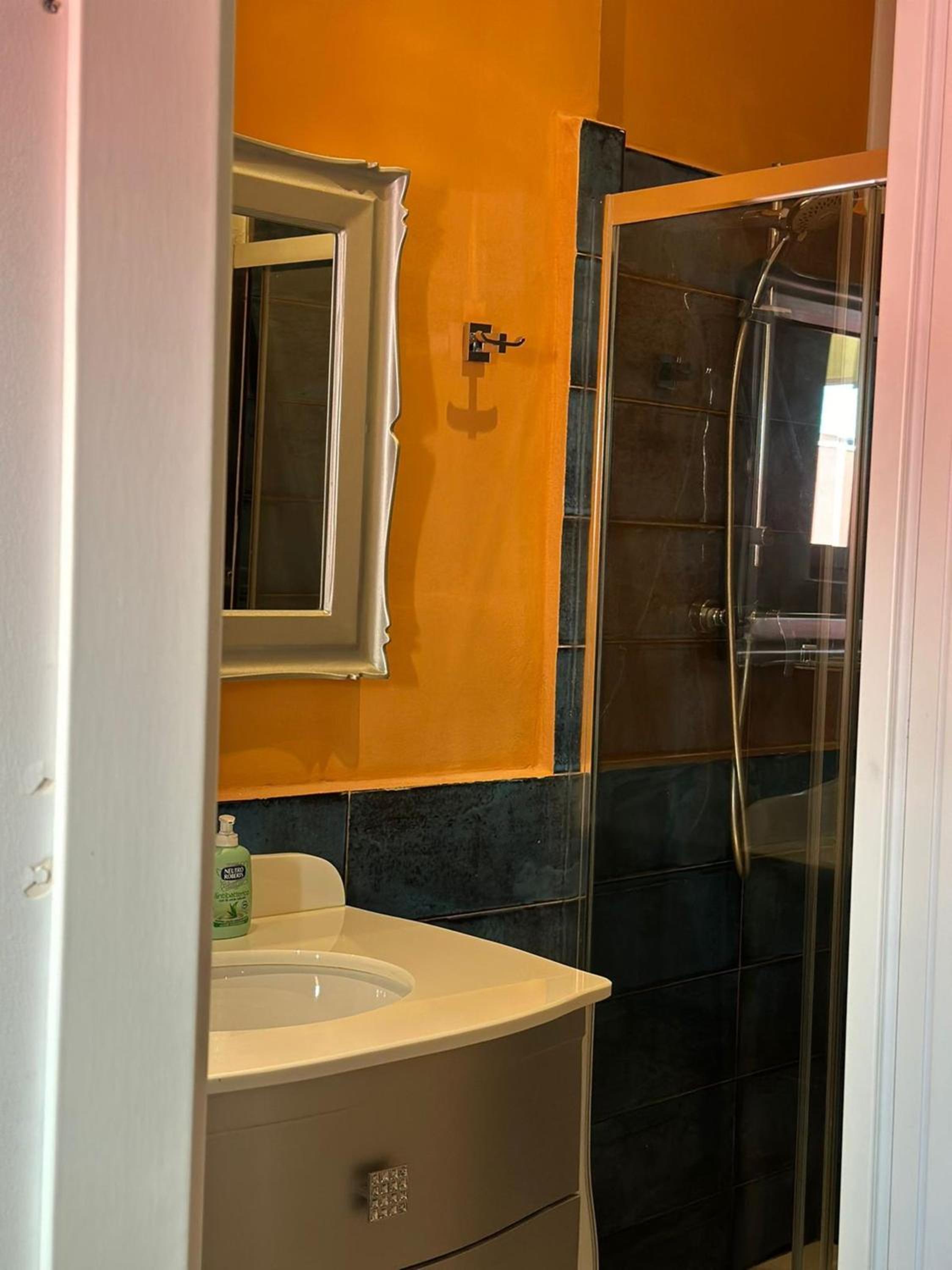 Double or Twin Room - Photo 2
