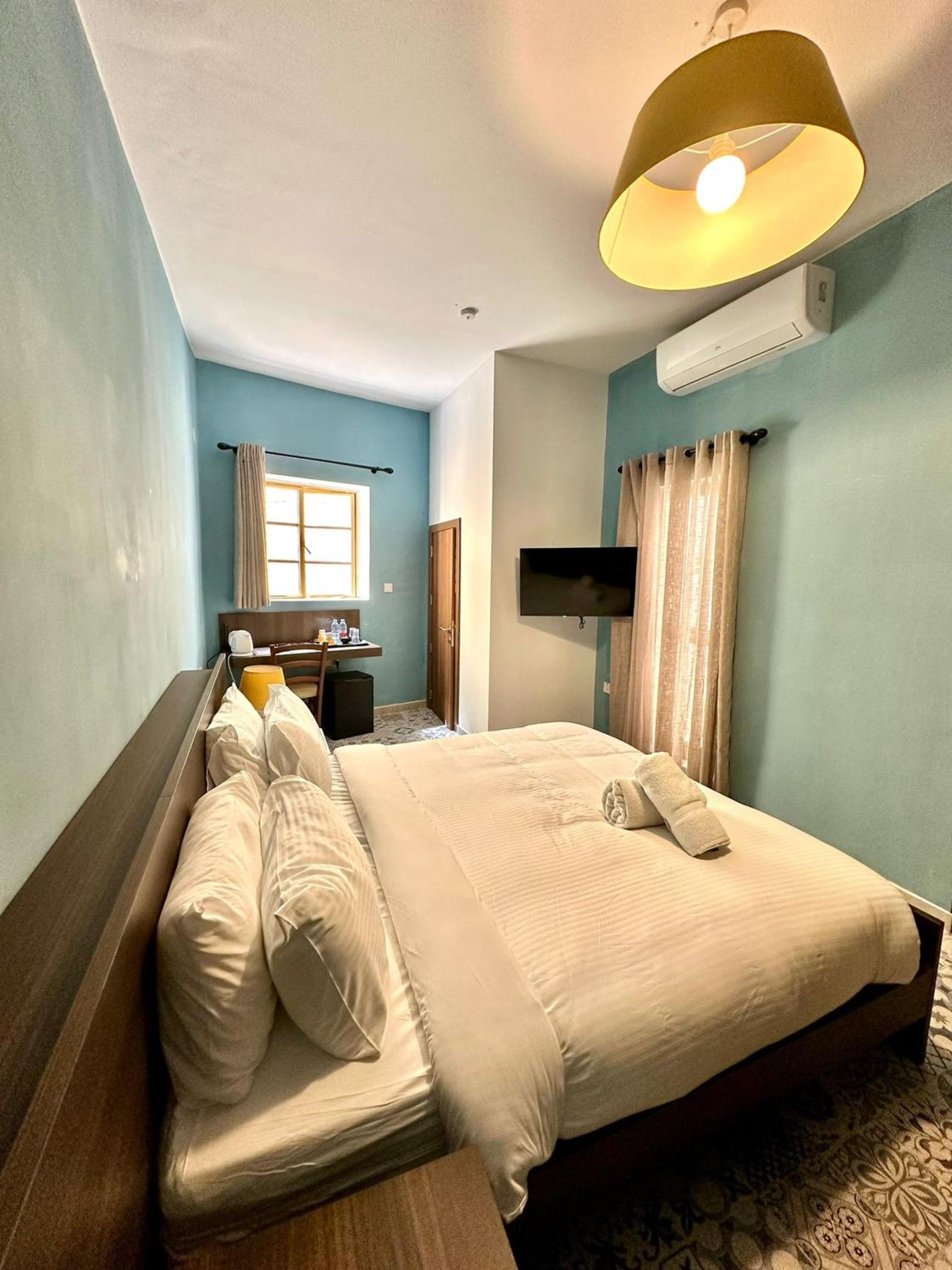 Double or Twin Room - Photo 30