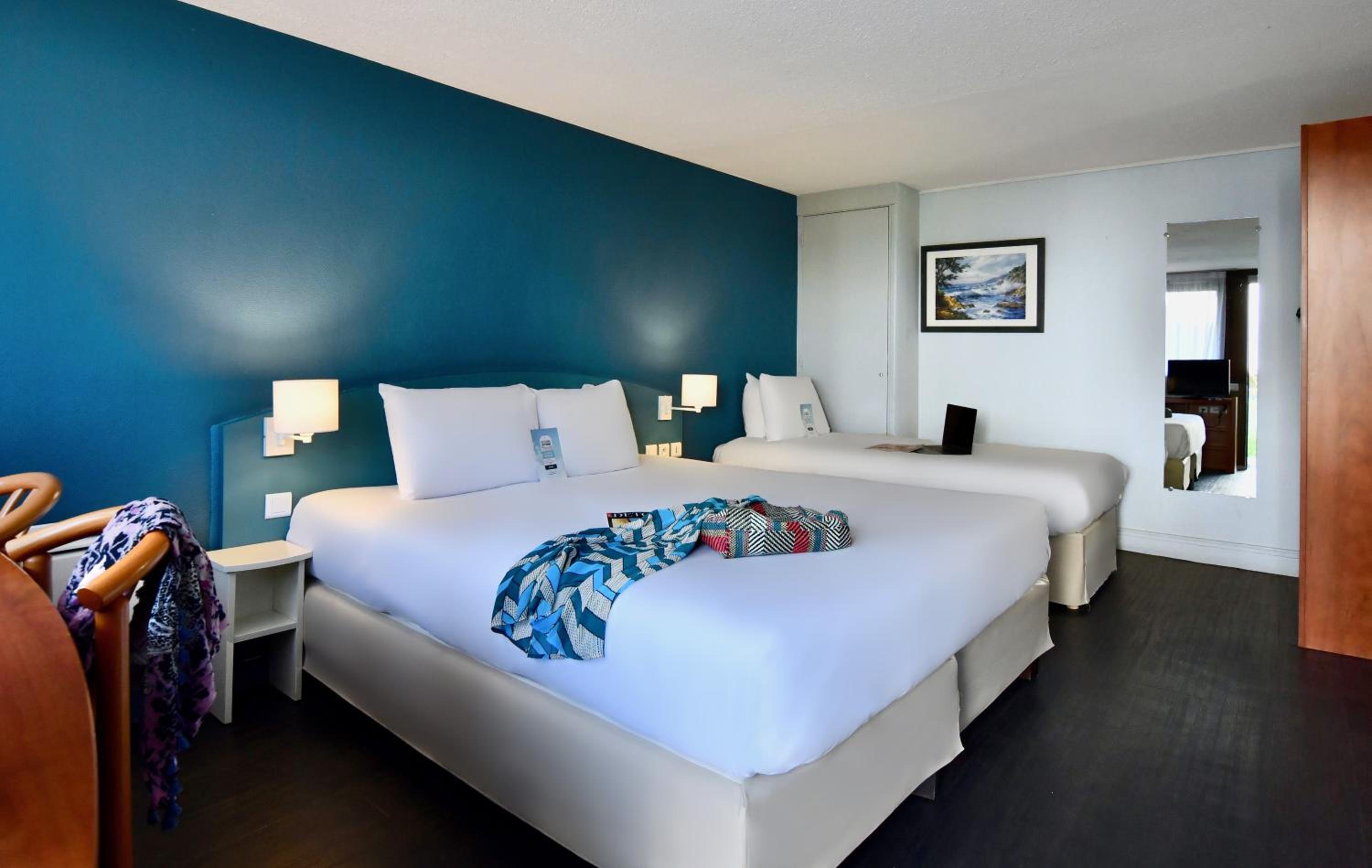 Standard Room - 1 Double Bed 1 Single Bed