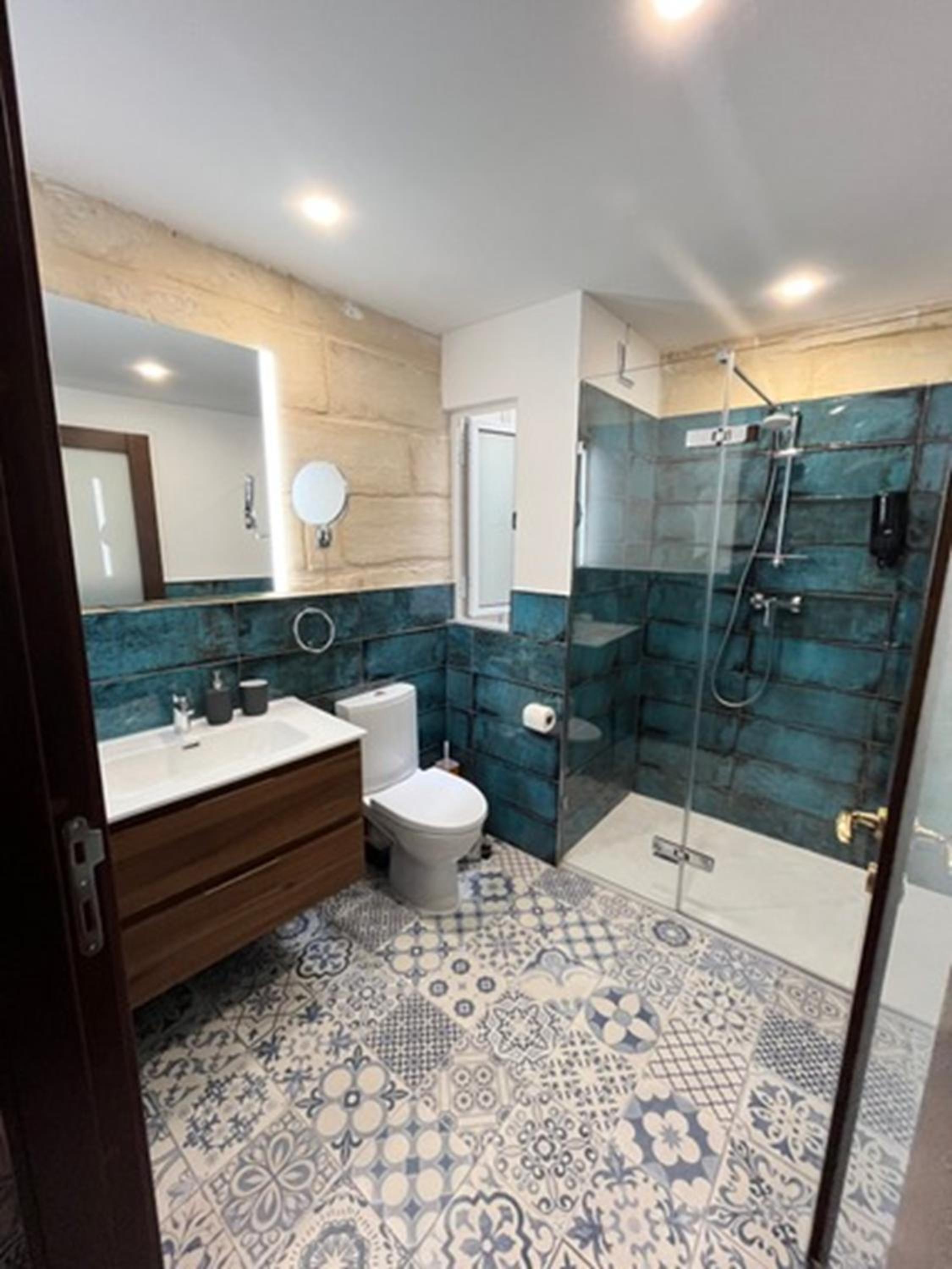 Superior Double Room - Photo 16