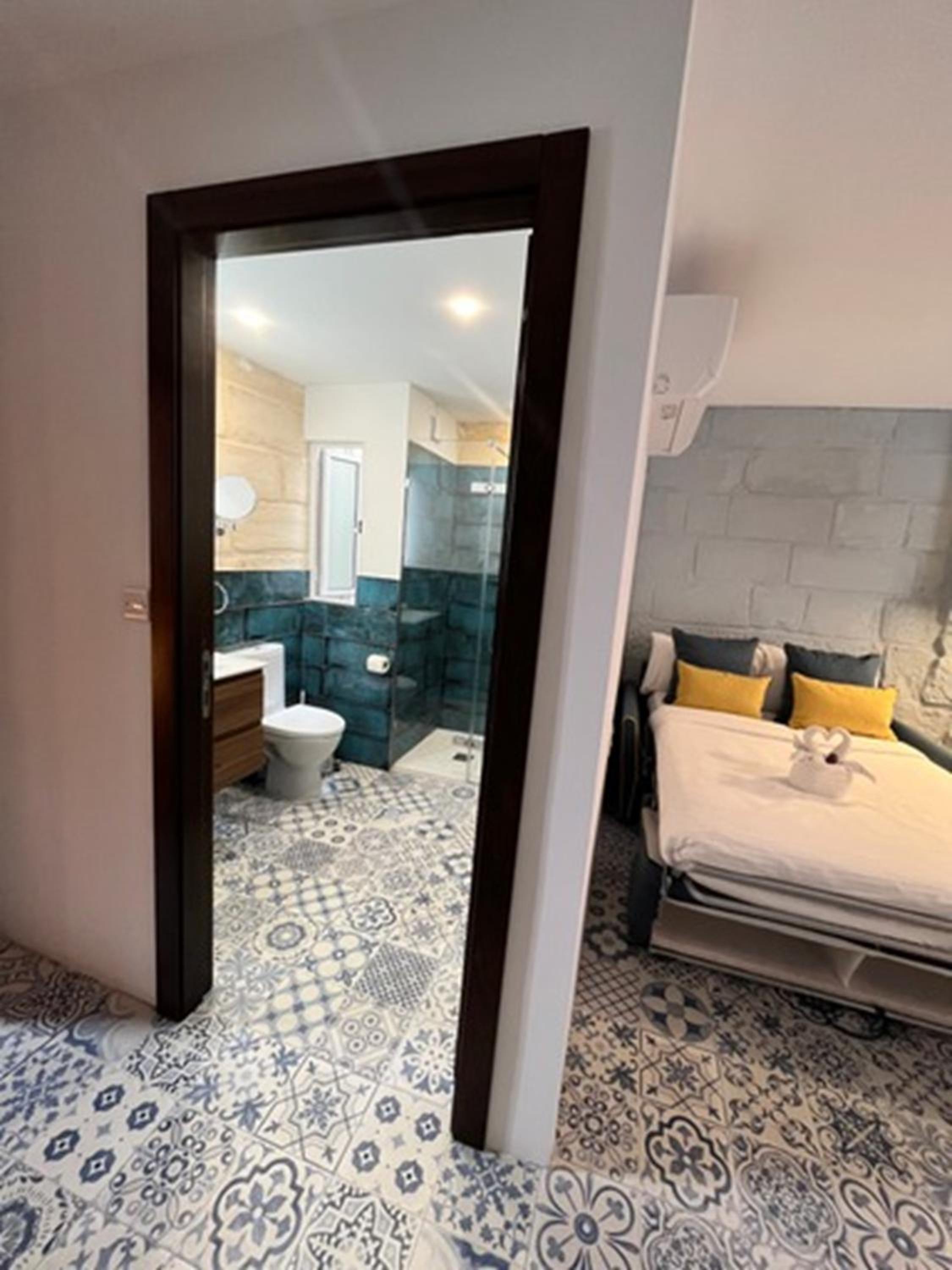 Superior Double Room - Photo 21