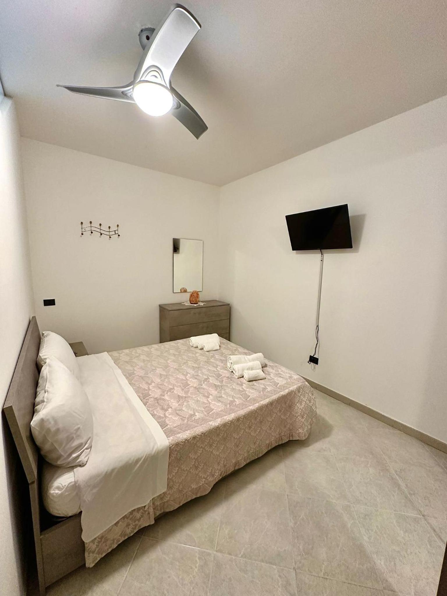 Standard Double Room - Photo 1