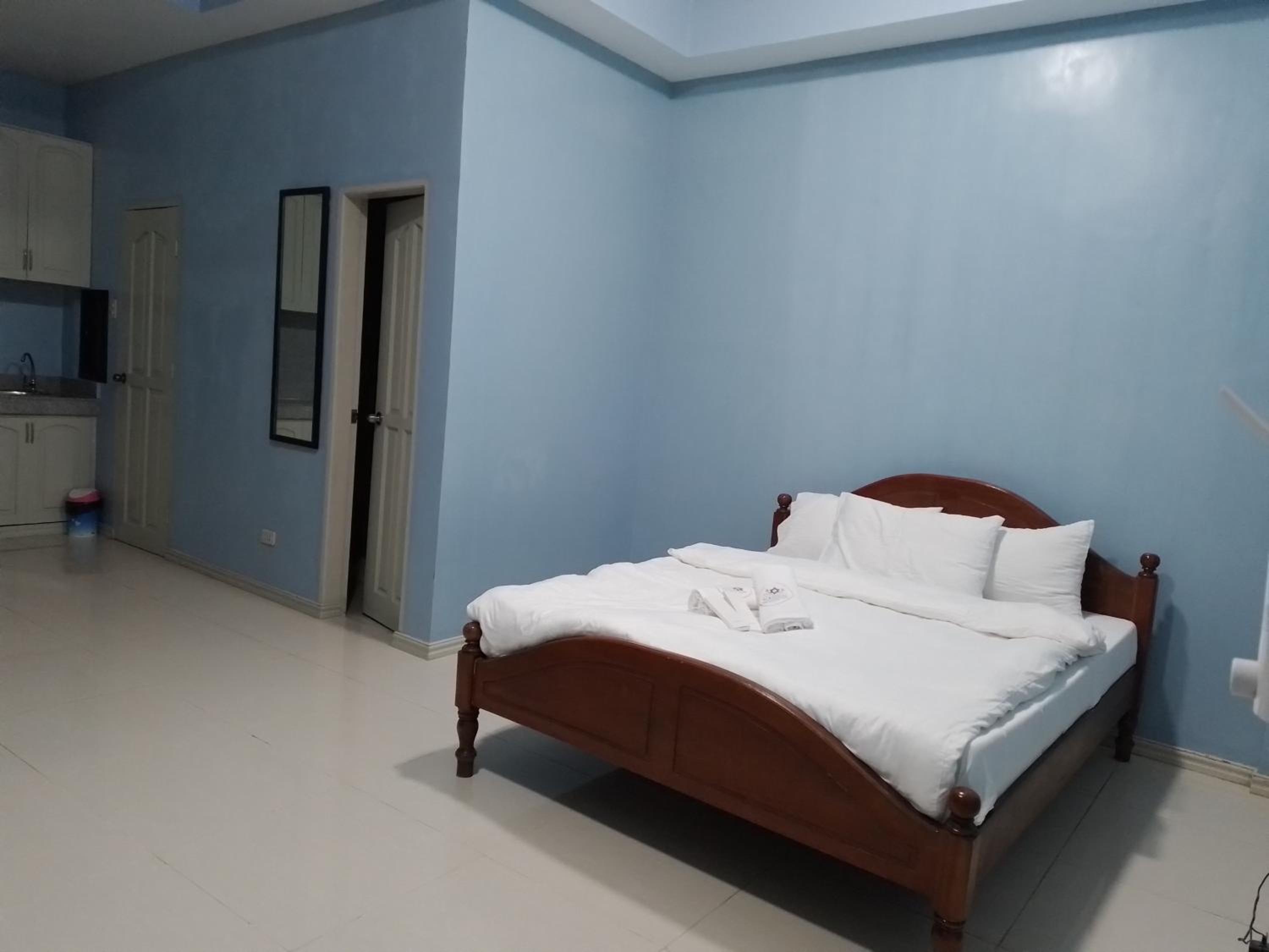 Deluxe Queen Room - Photo 1