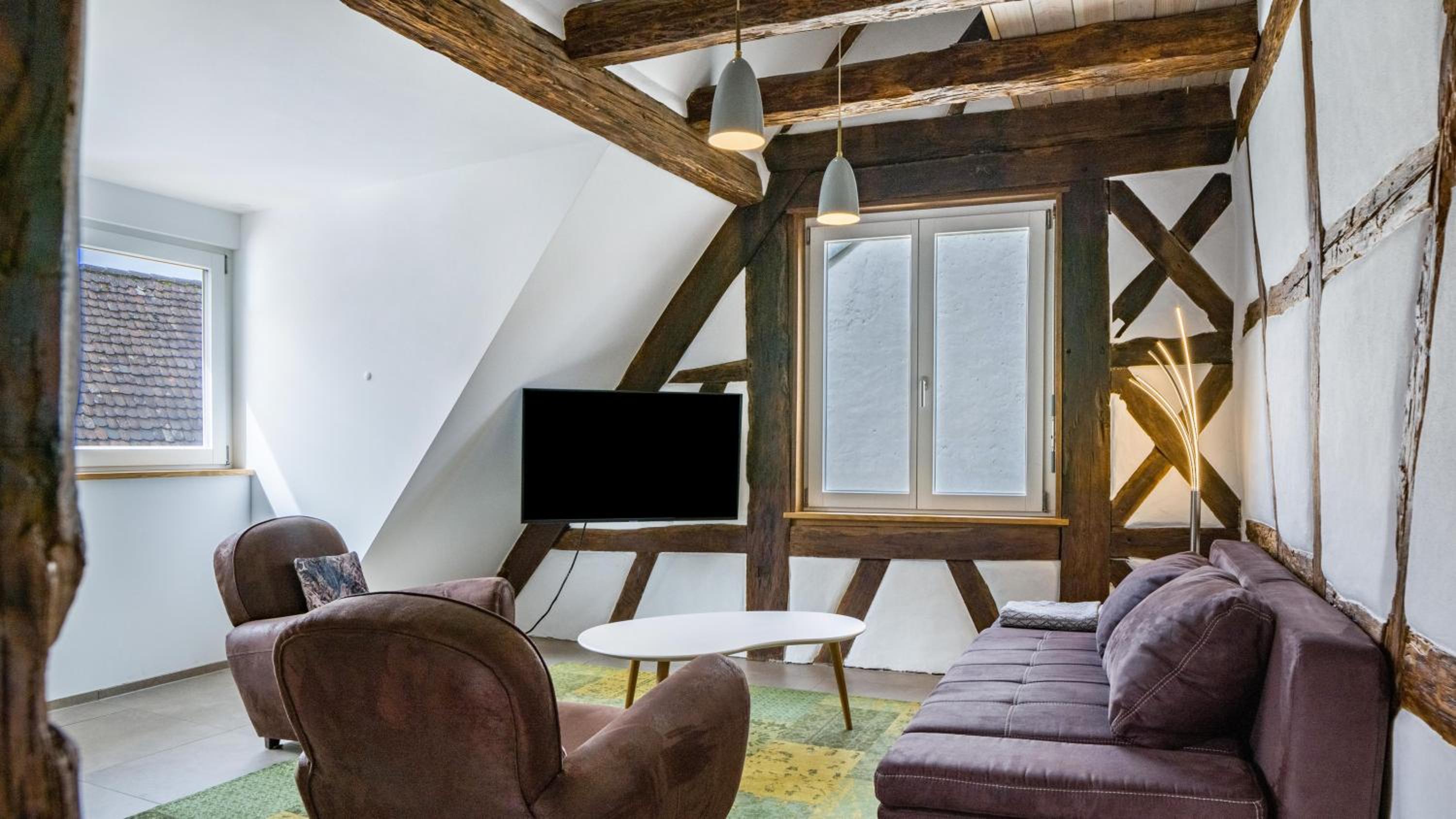 Two-Bedroom Deluxe Apartment with Balcony