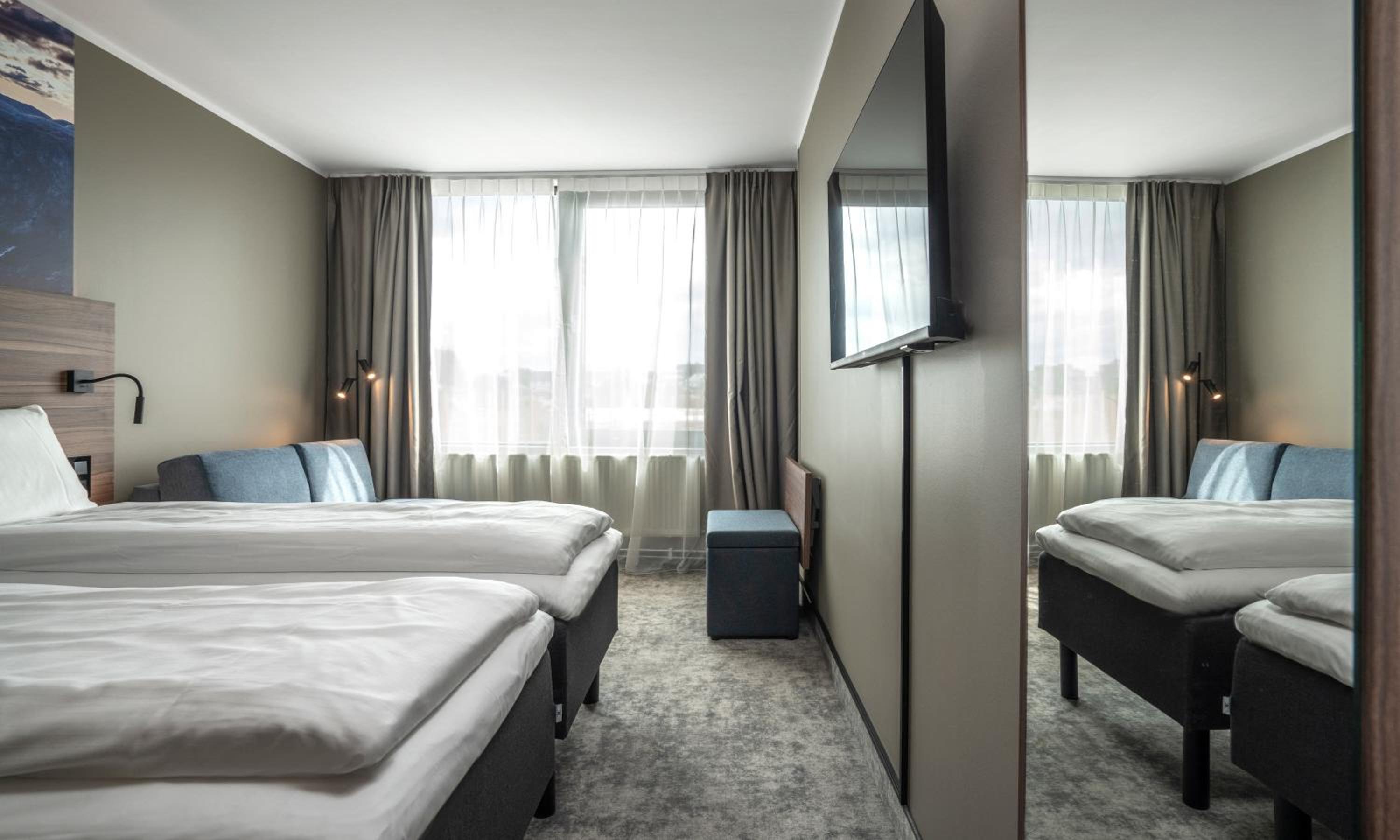 Standard Twin Room photo 3