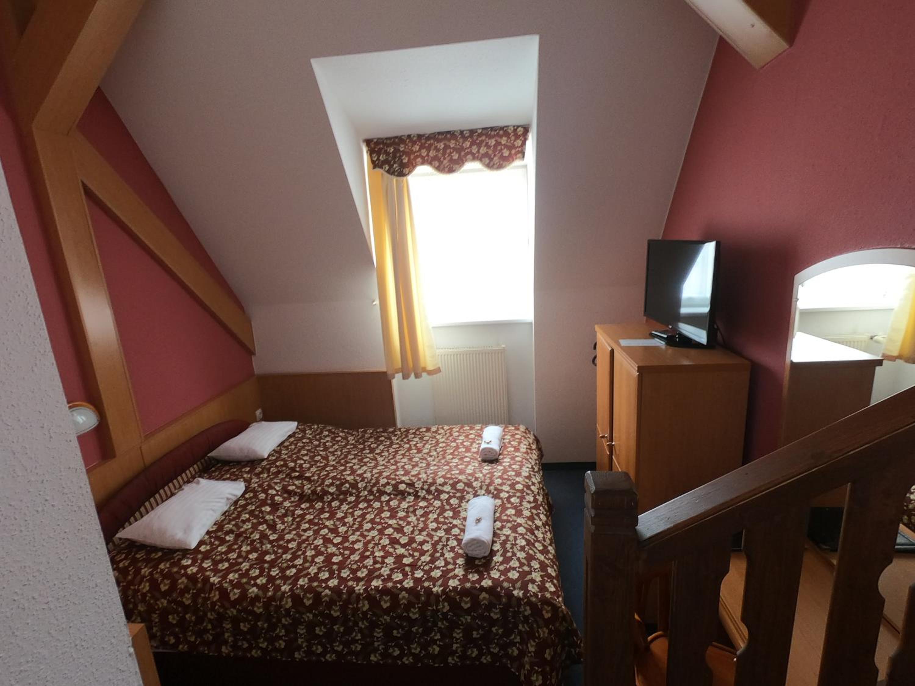 One-Bedroom Suite