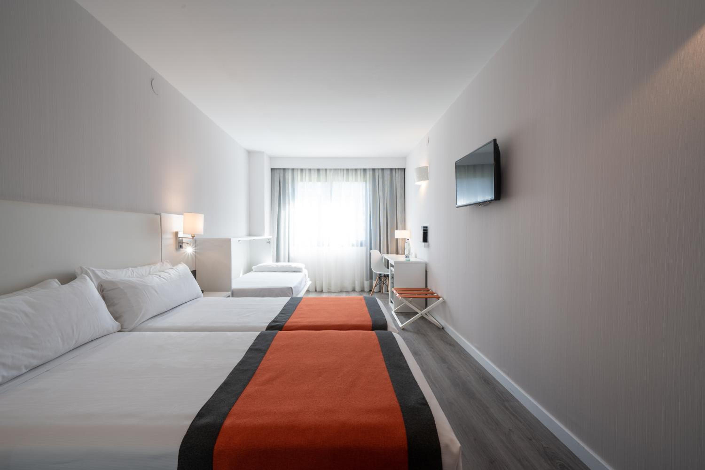 Triple Room - Photo 5