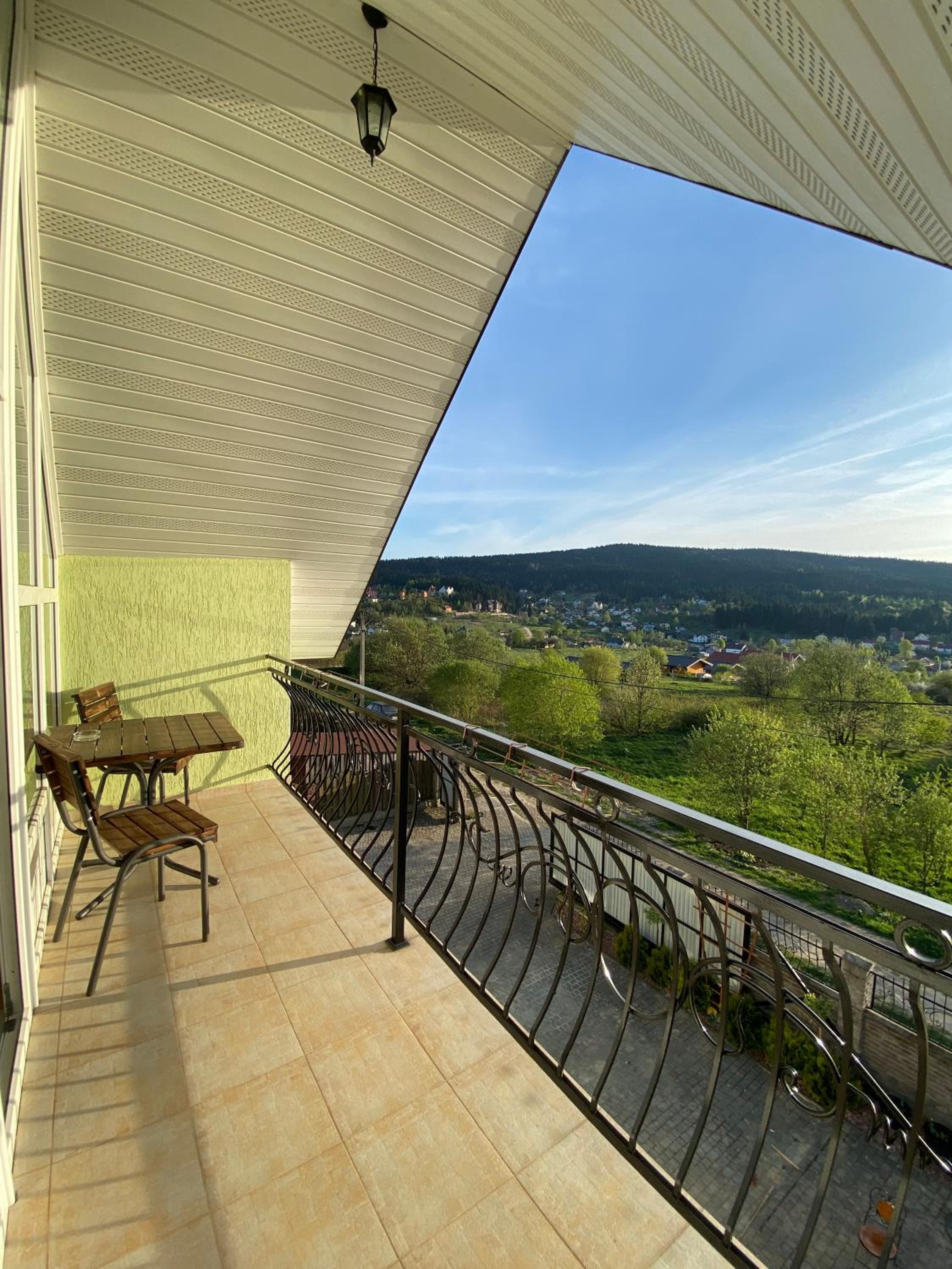 Twin Room with Mountain View photo 3