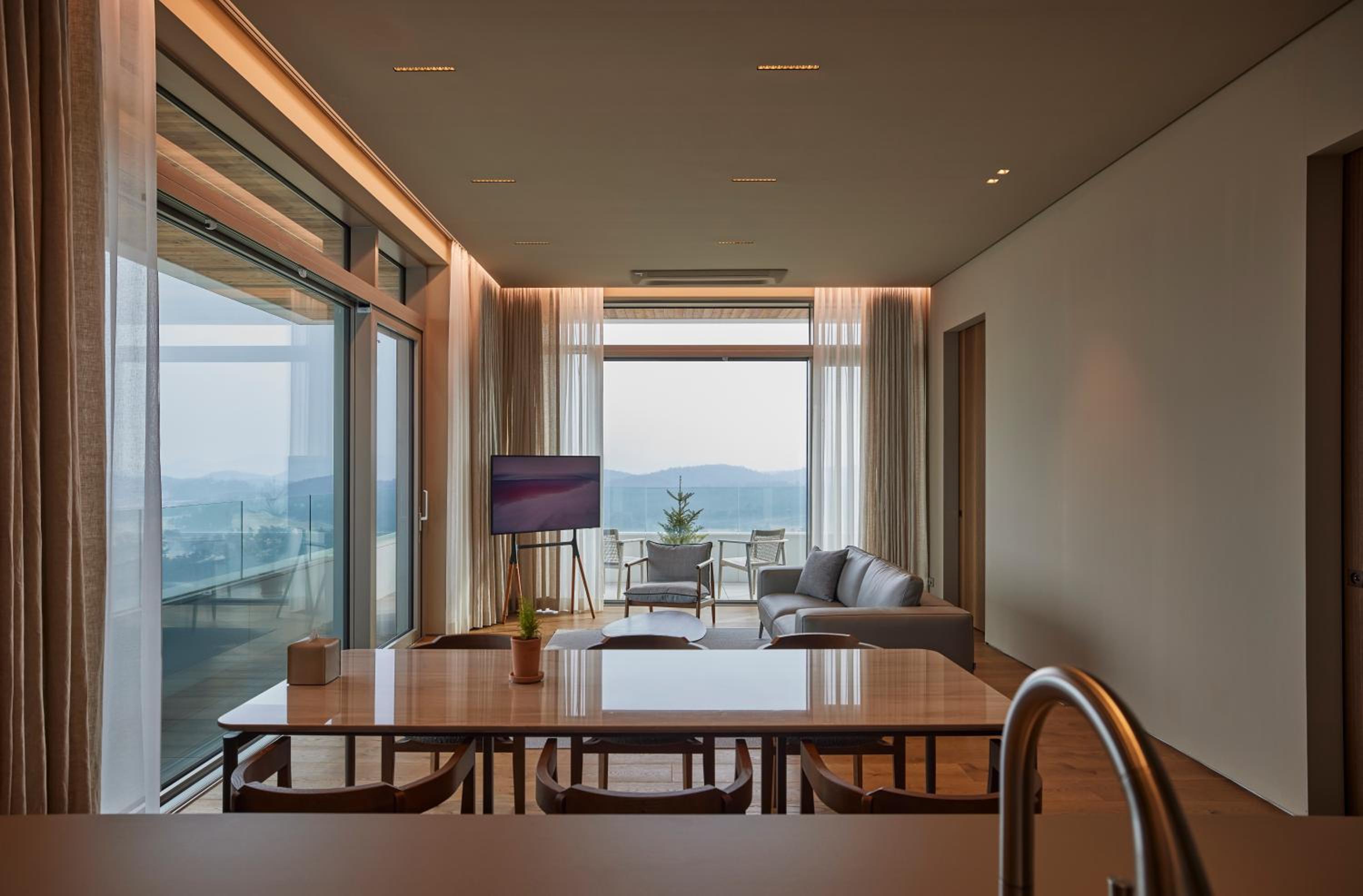 Royal Suite with High Floor - Swimming Pool for 4 - Photo 6