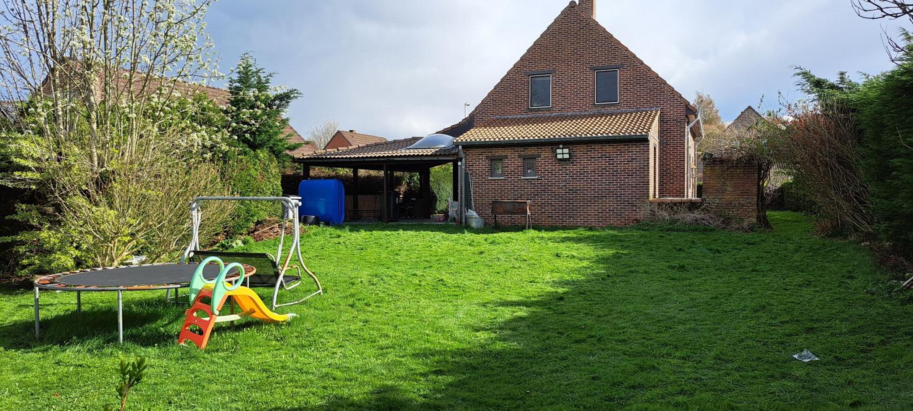 Villa photo 3