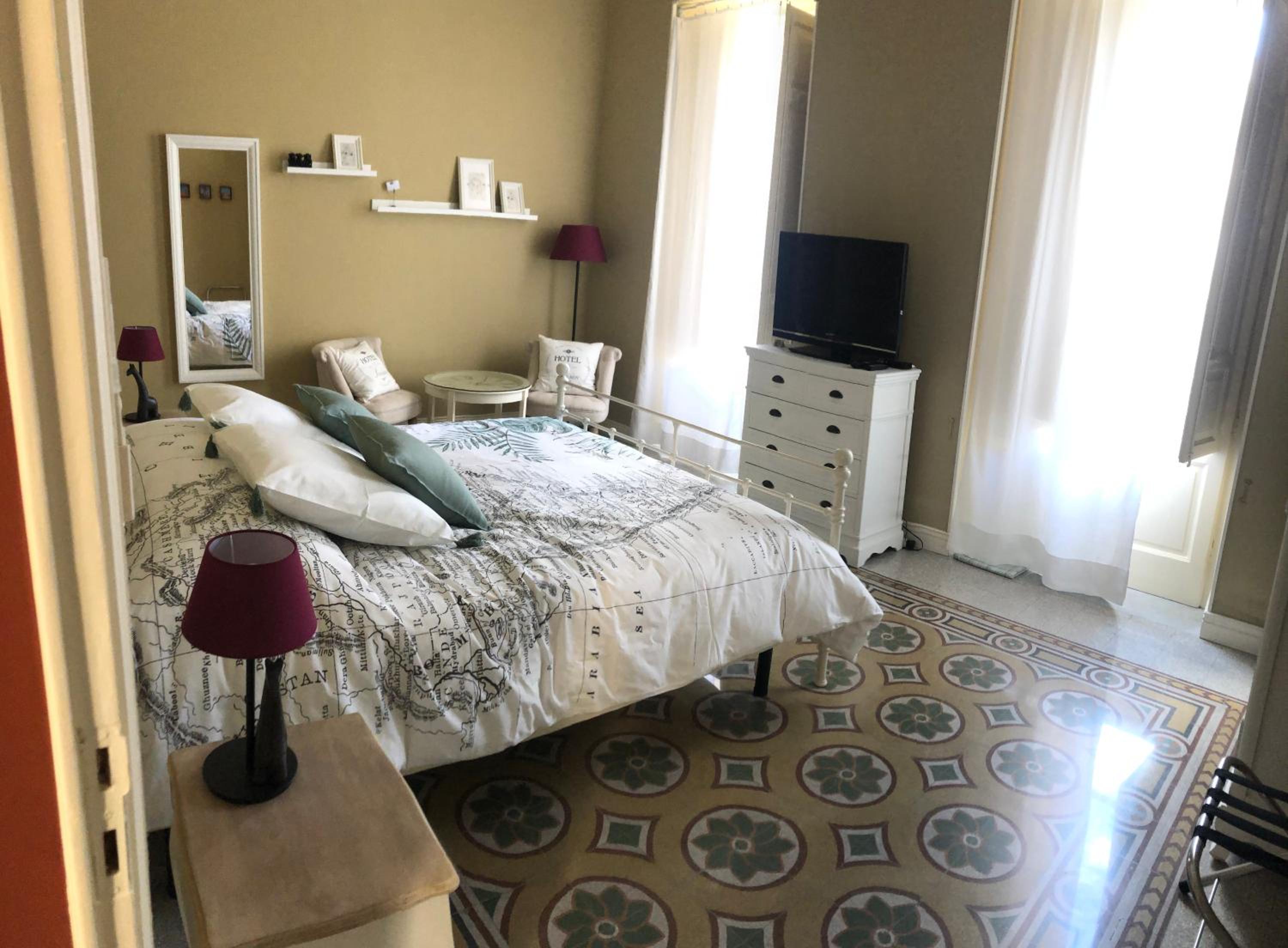 Apartment photo 1