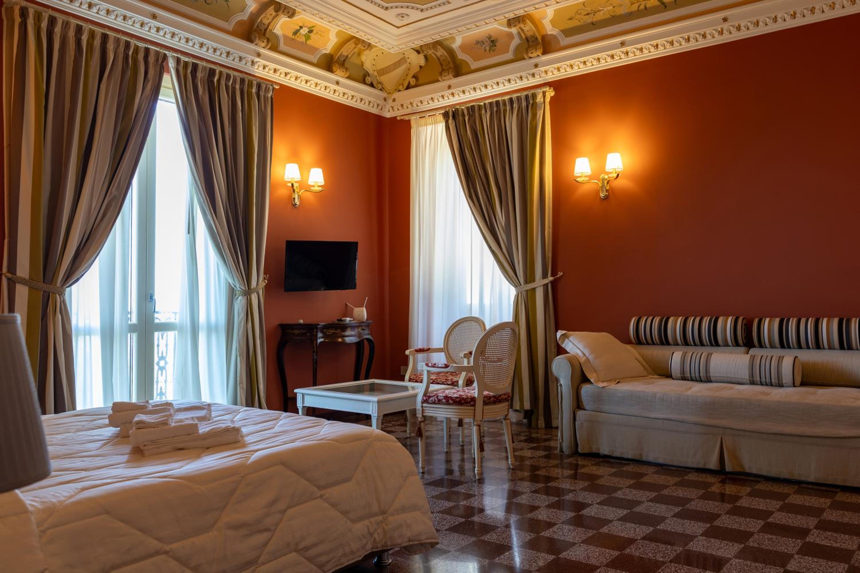 Triple Room with Balcony