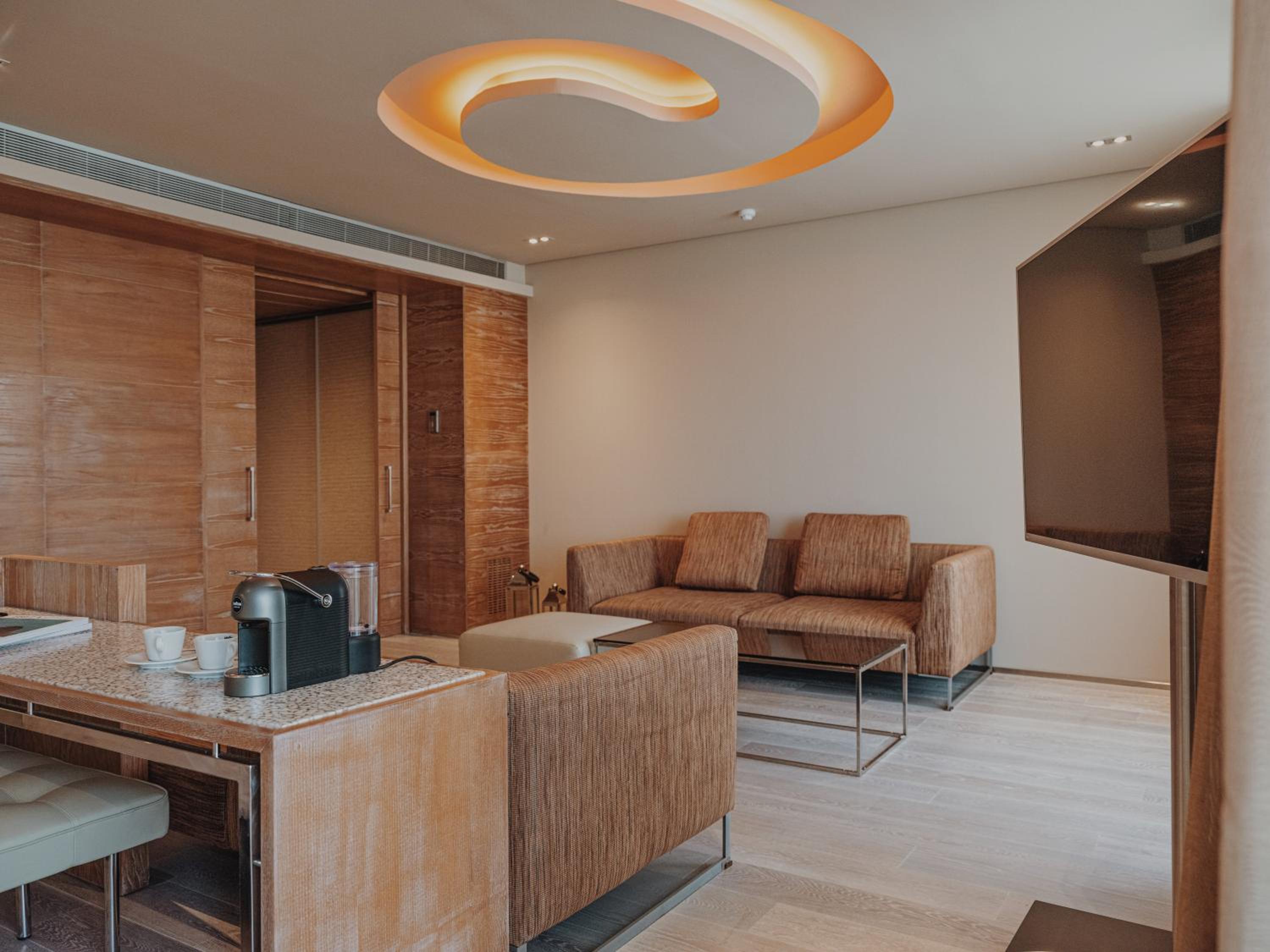 Cloud 9 Suite - Photo 5