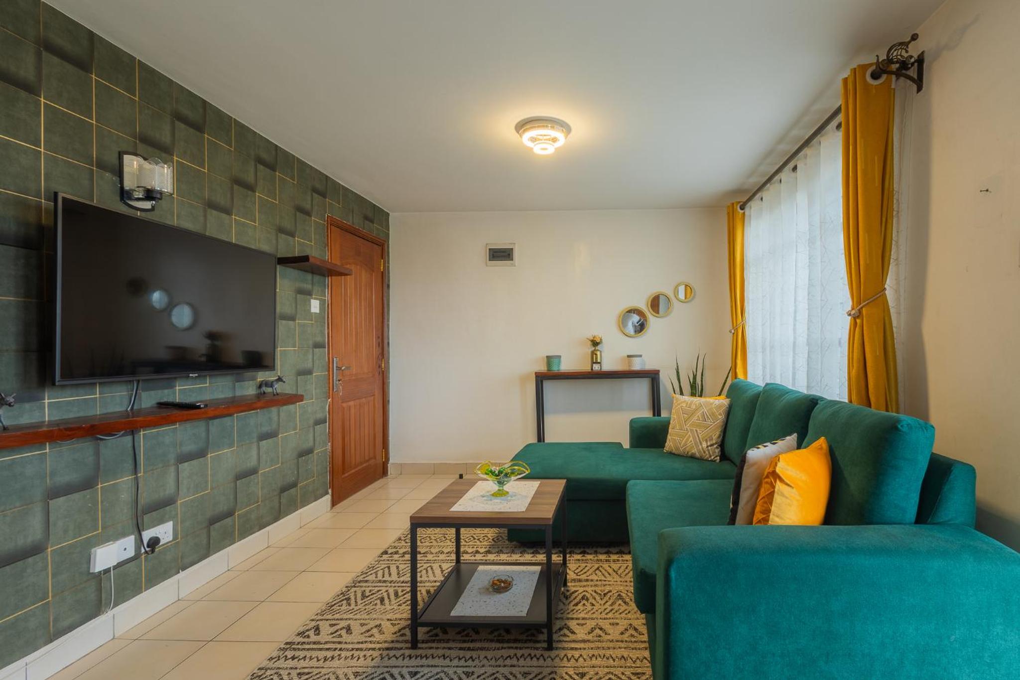Apartment with Balcony - Photo 6