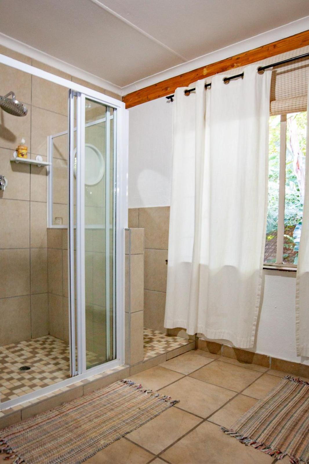 Deluxe Double or Twin Room photo 3