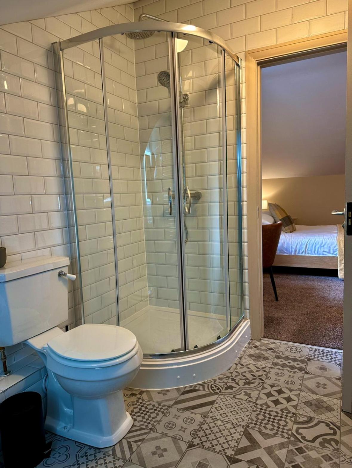 Family Room with Bathroom - Photo 2