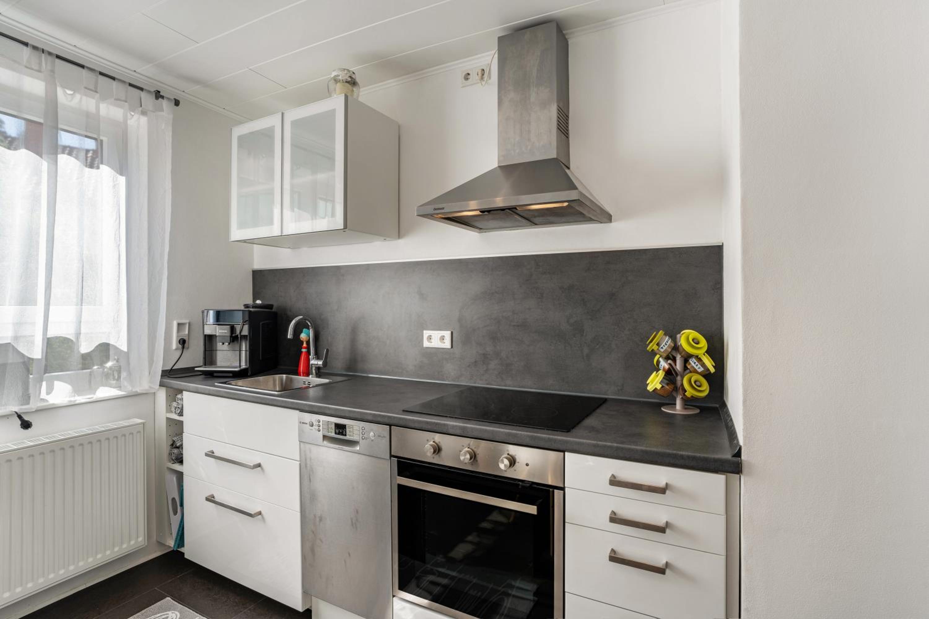 Apartment with Terrace photo 3