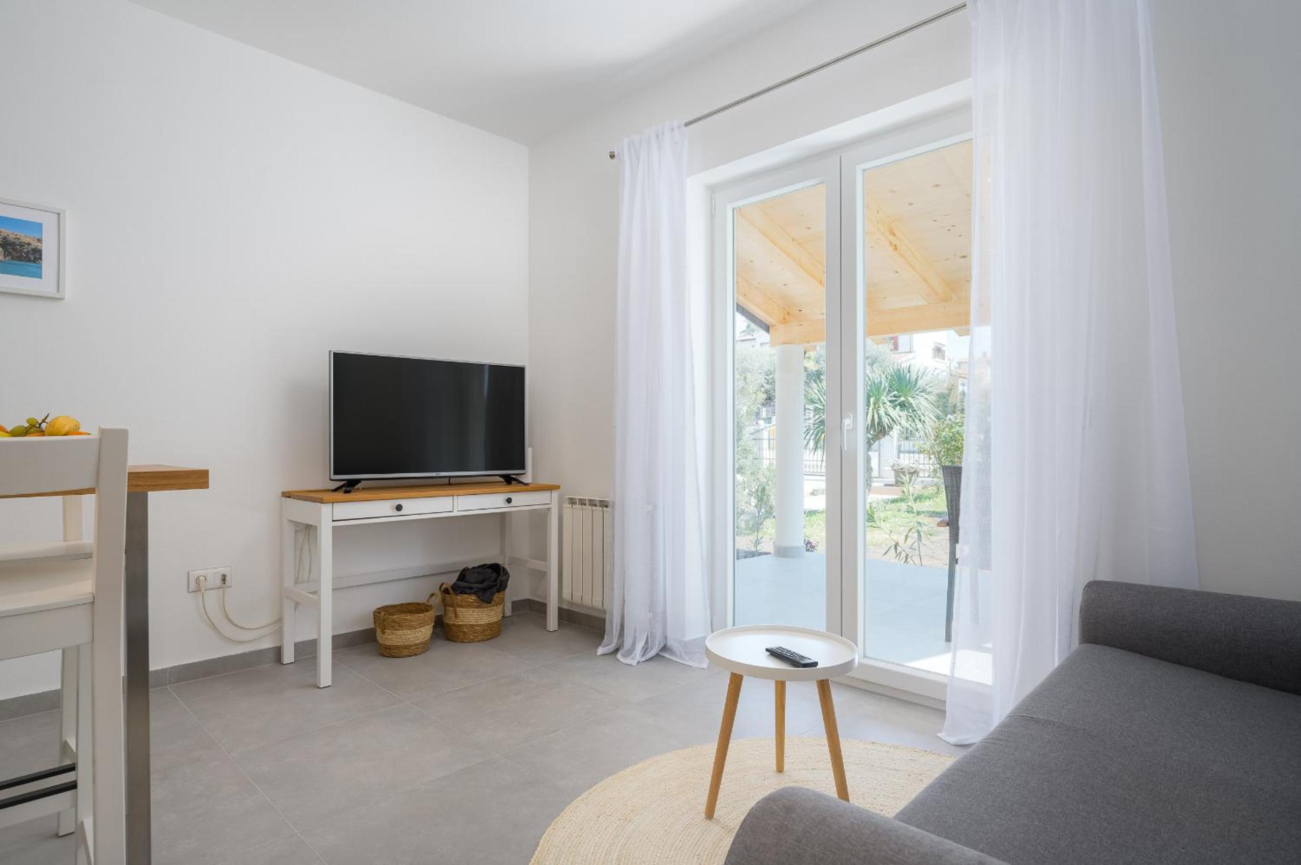 Apartment with Terrace photo 1
