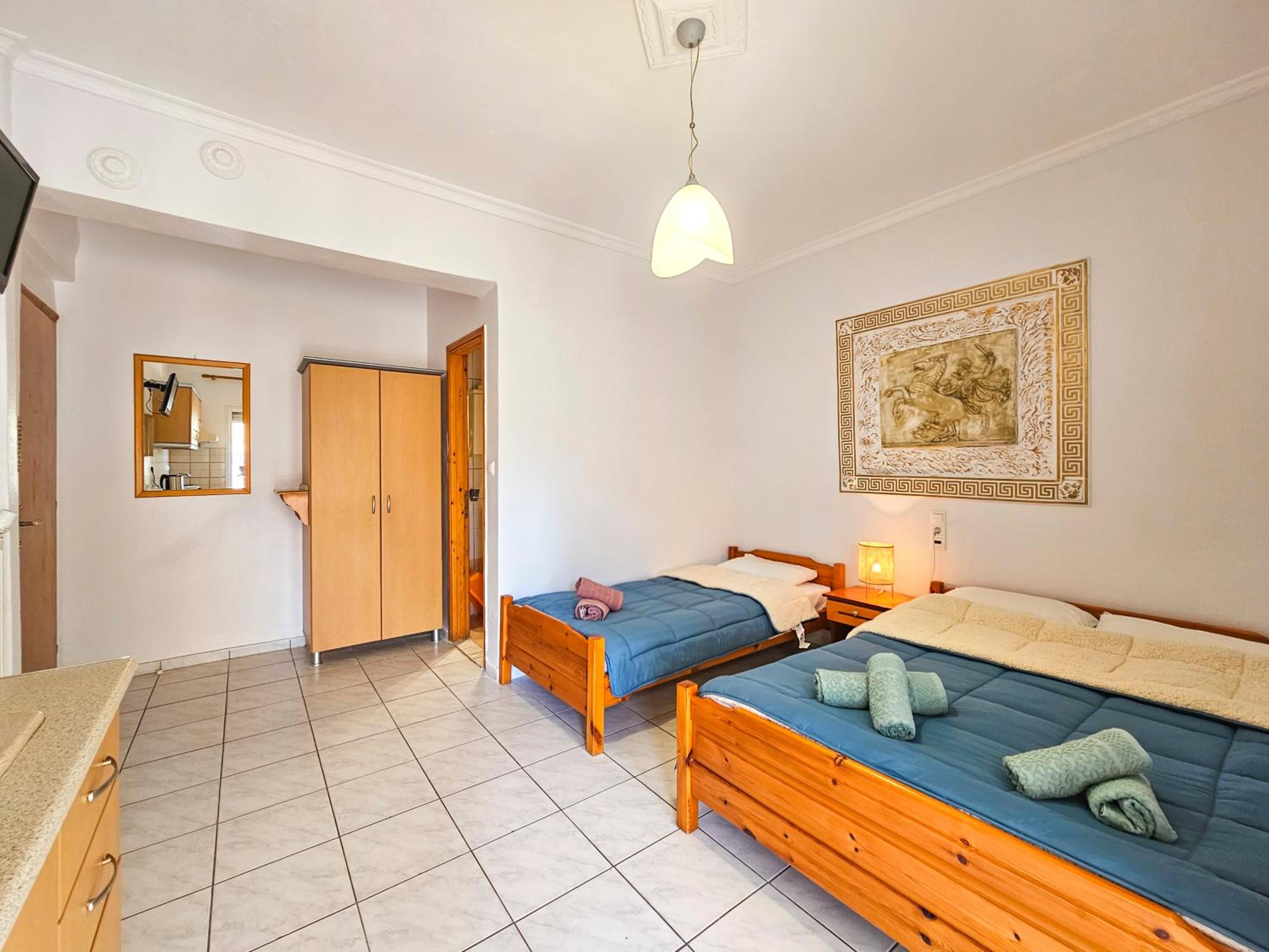 Comfort Triple Room - Photo 26
