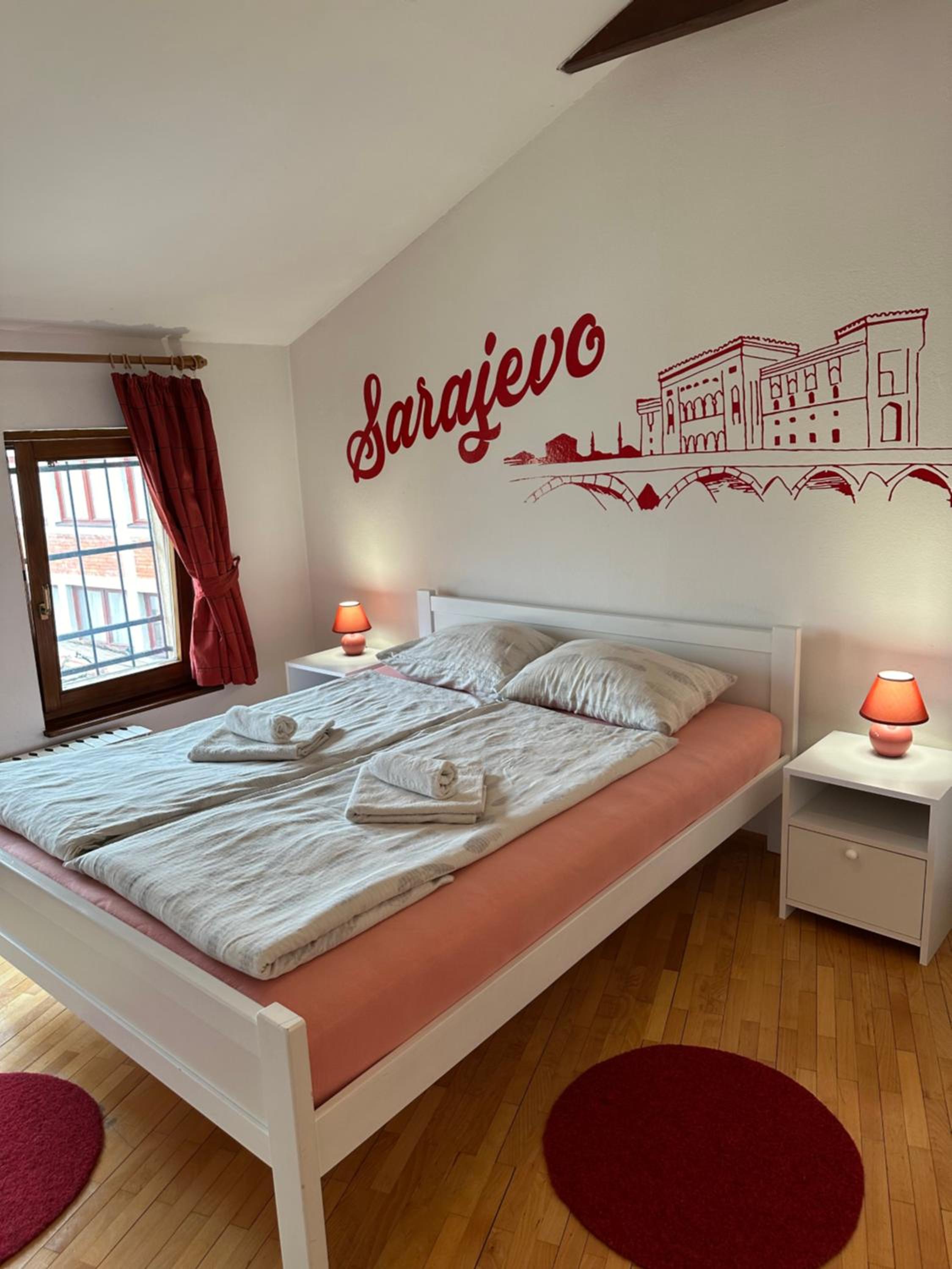 Double Room with Shared Bathroom photo 2