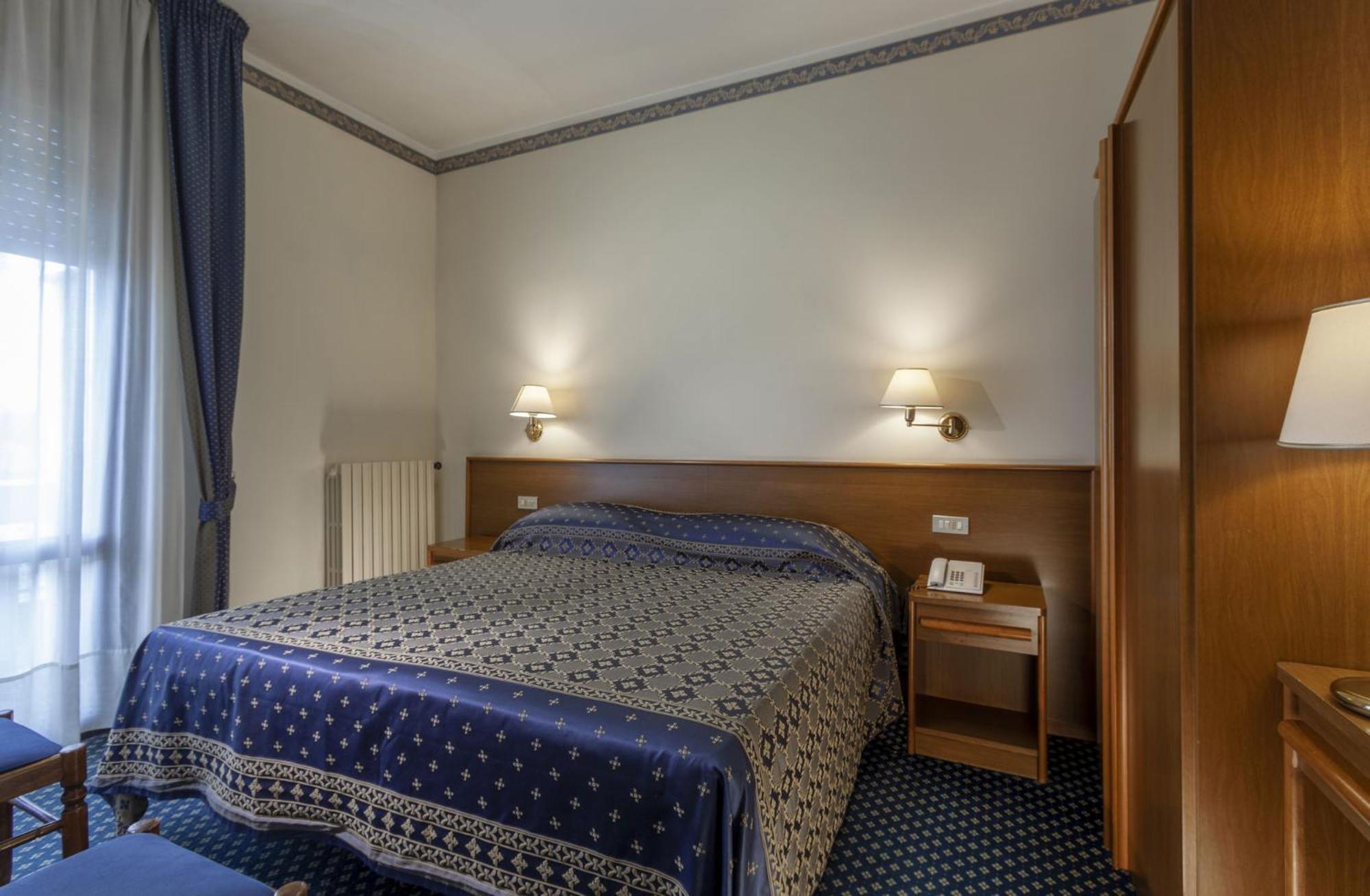 Economy Double or Twin Room photo 1