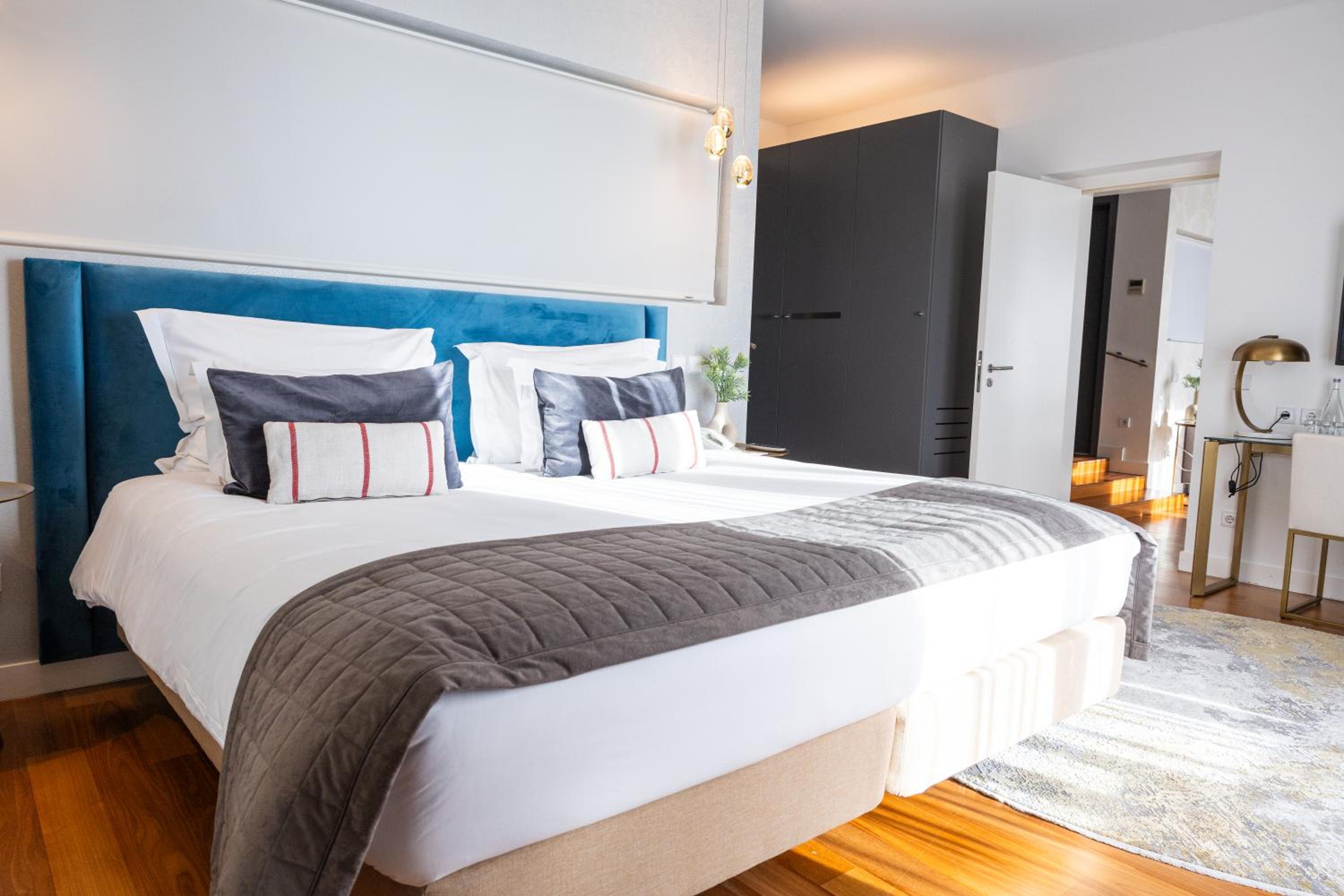 Suite with Sea View - Photo 7