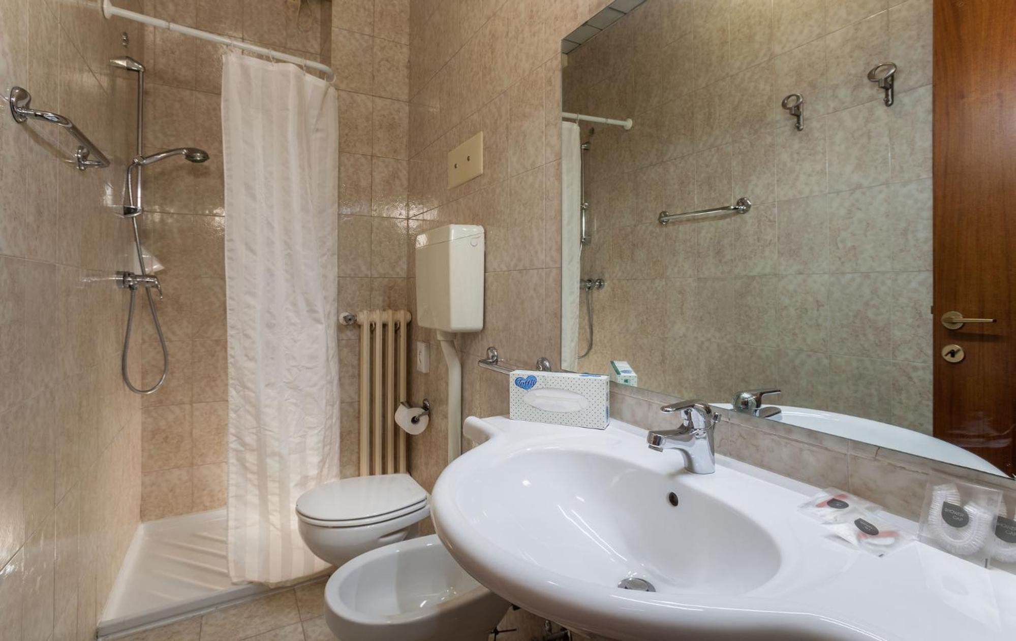 Standard Single Room photo 2