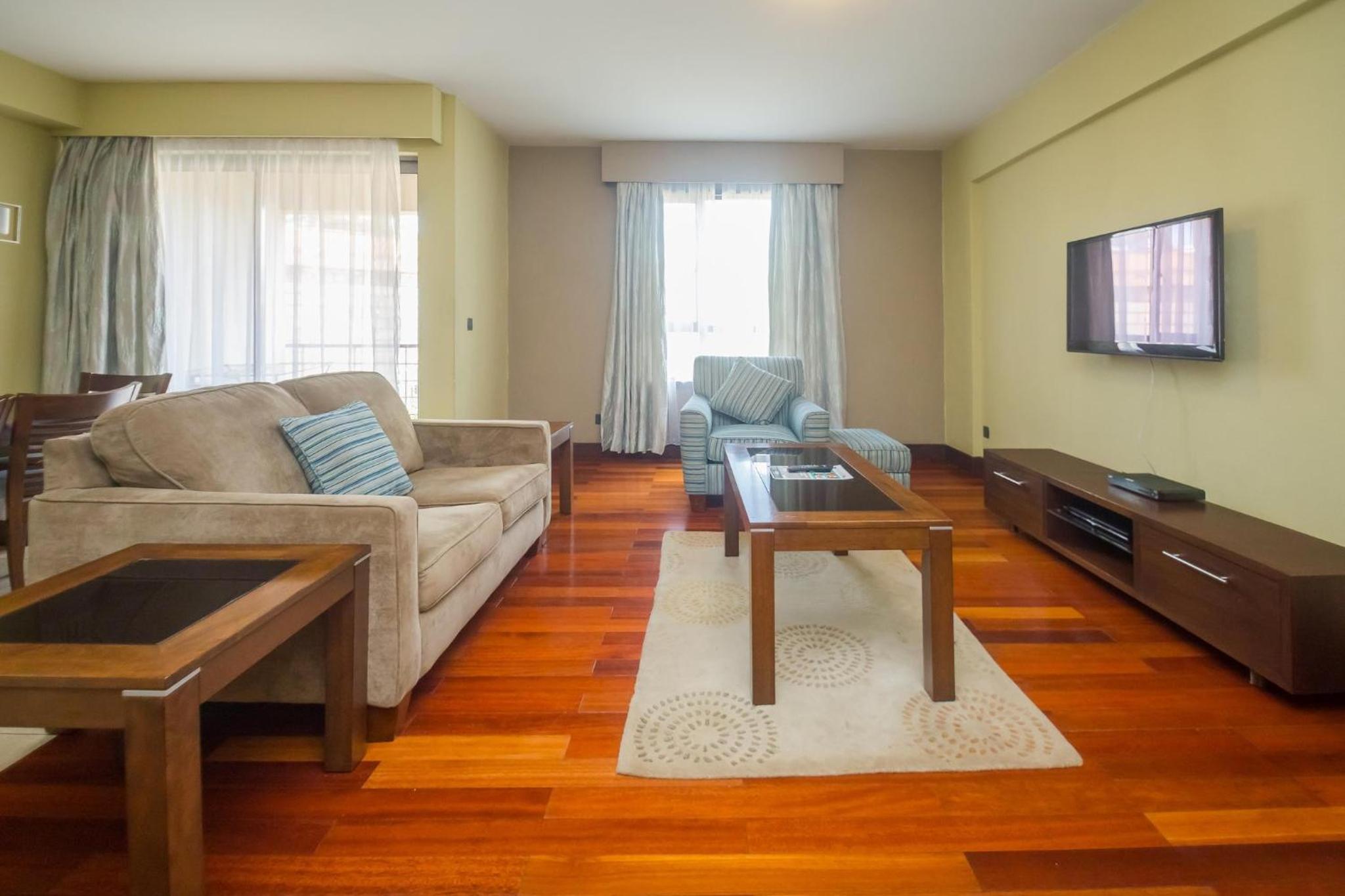 Two-Bedroom Apartment - Photo 21