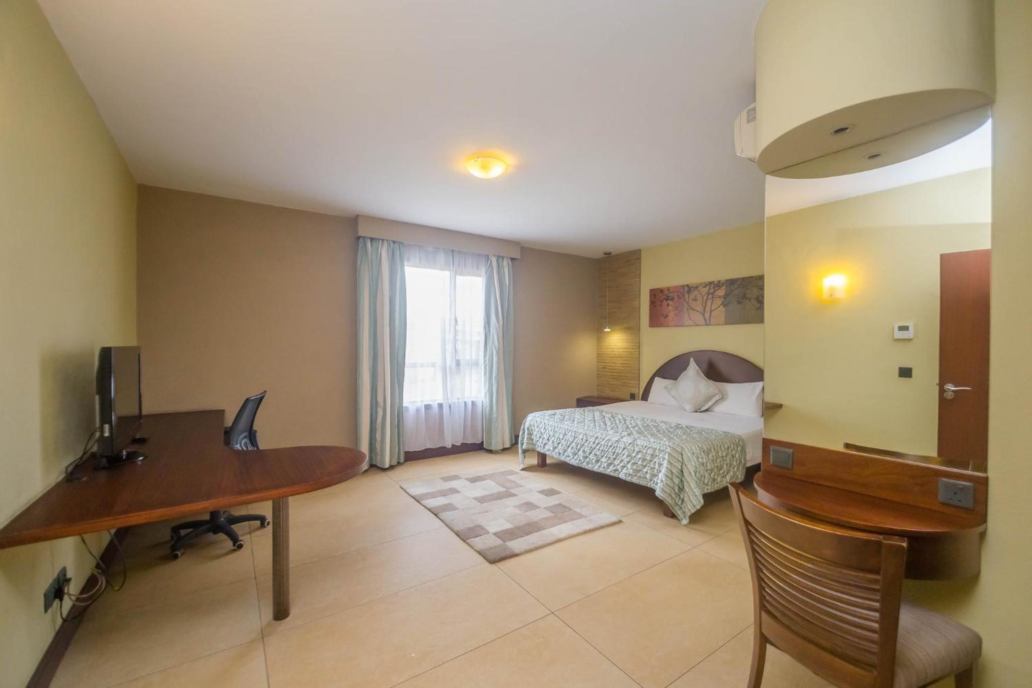 Two-Bedroom Apartment - Photo 11