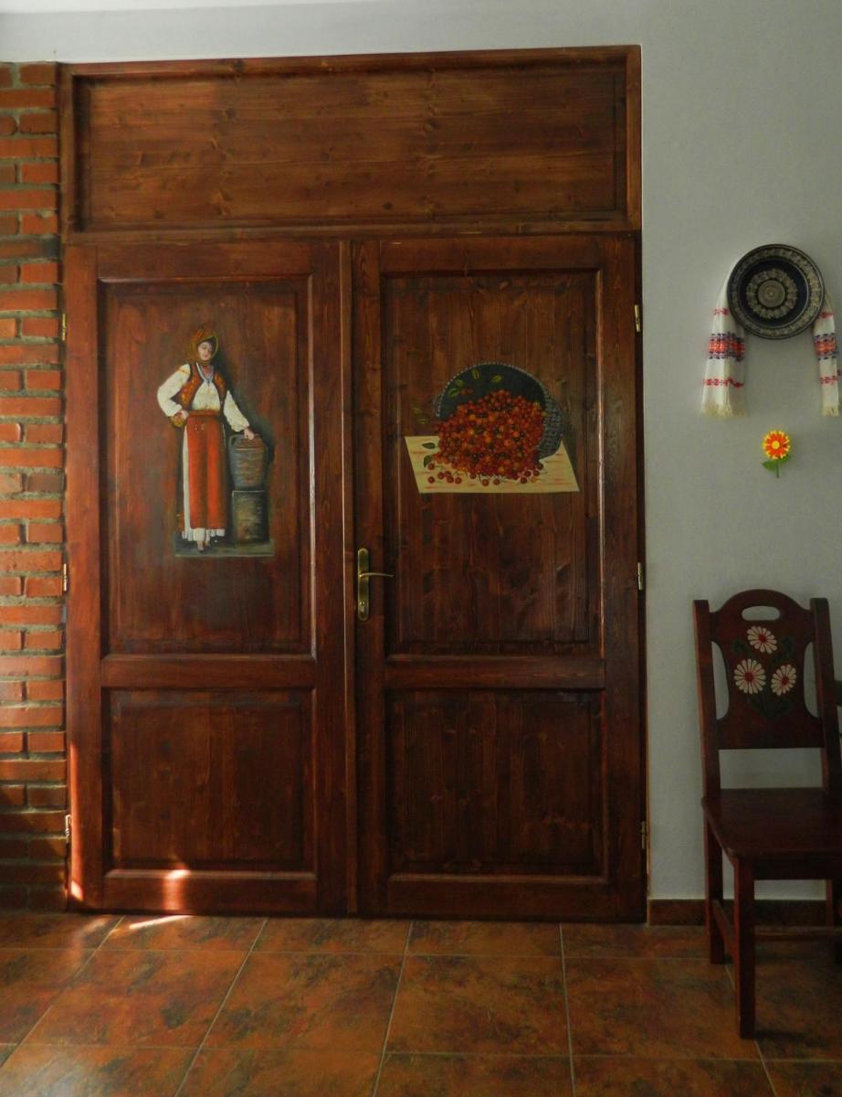 Standard Double Room - Photo 8