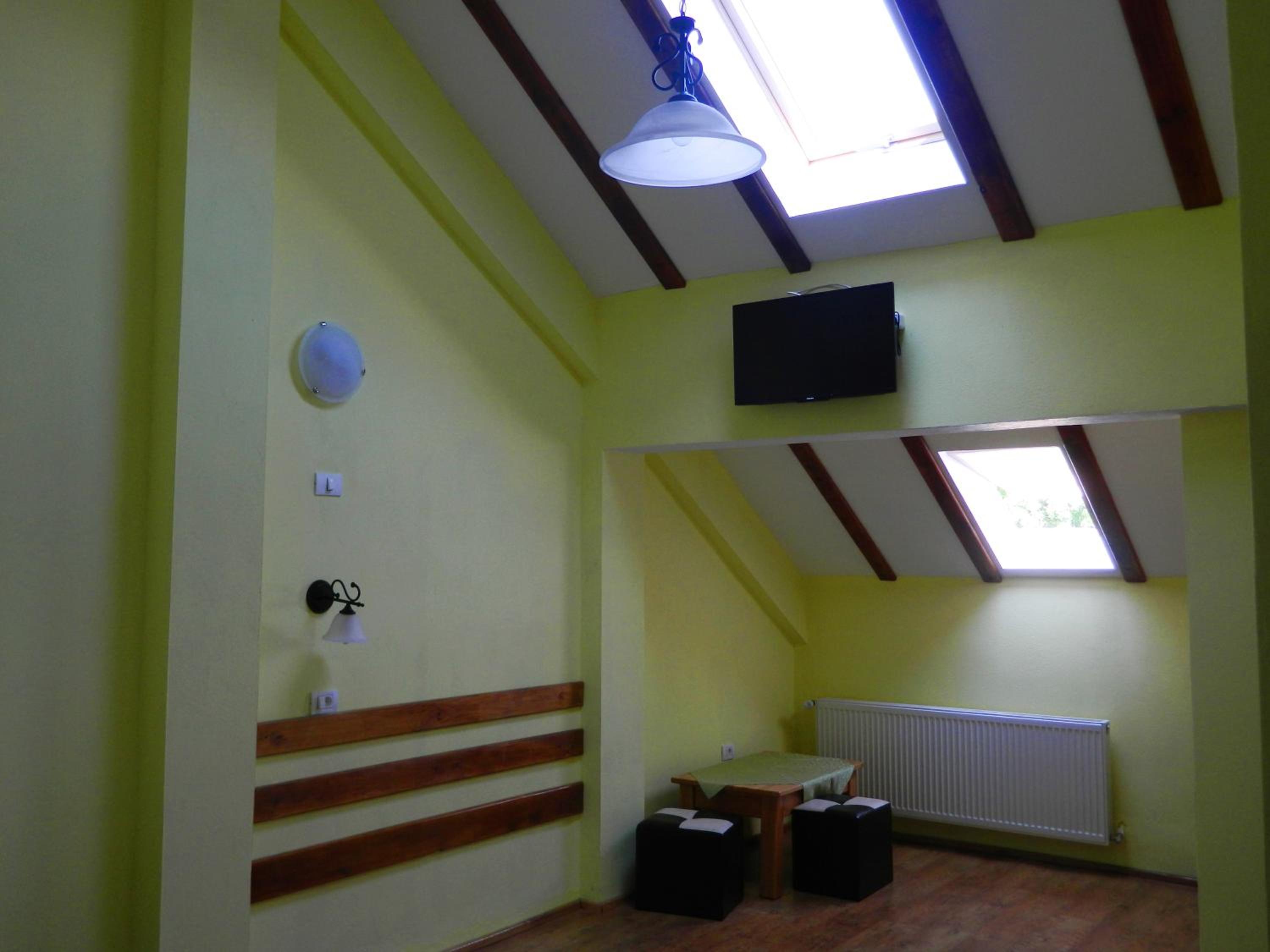 Standard Double Room - Photo 5