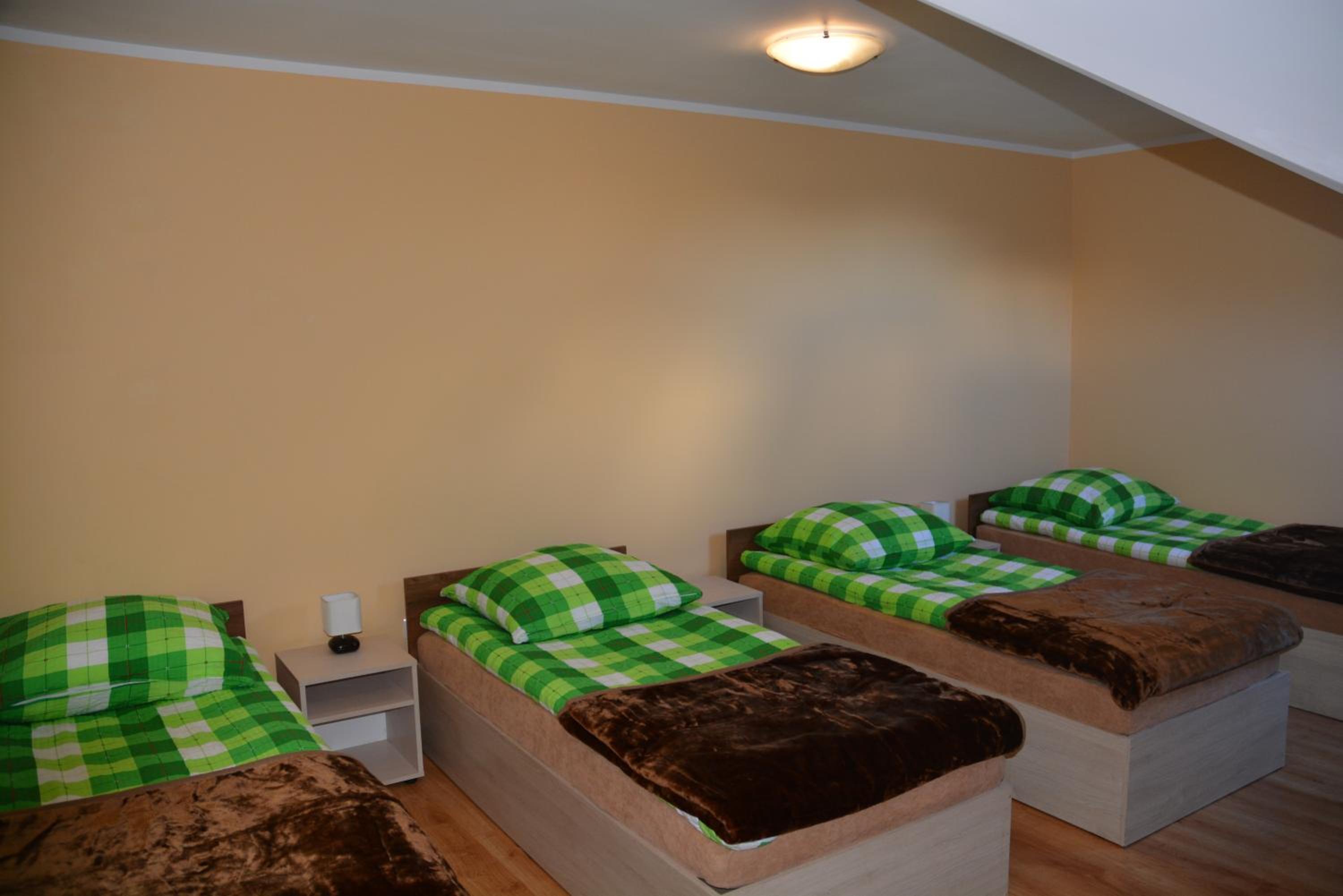 Quadruple Room with Private Bathroom photo 1