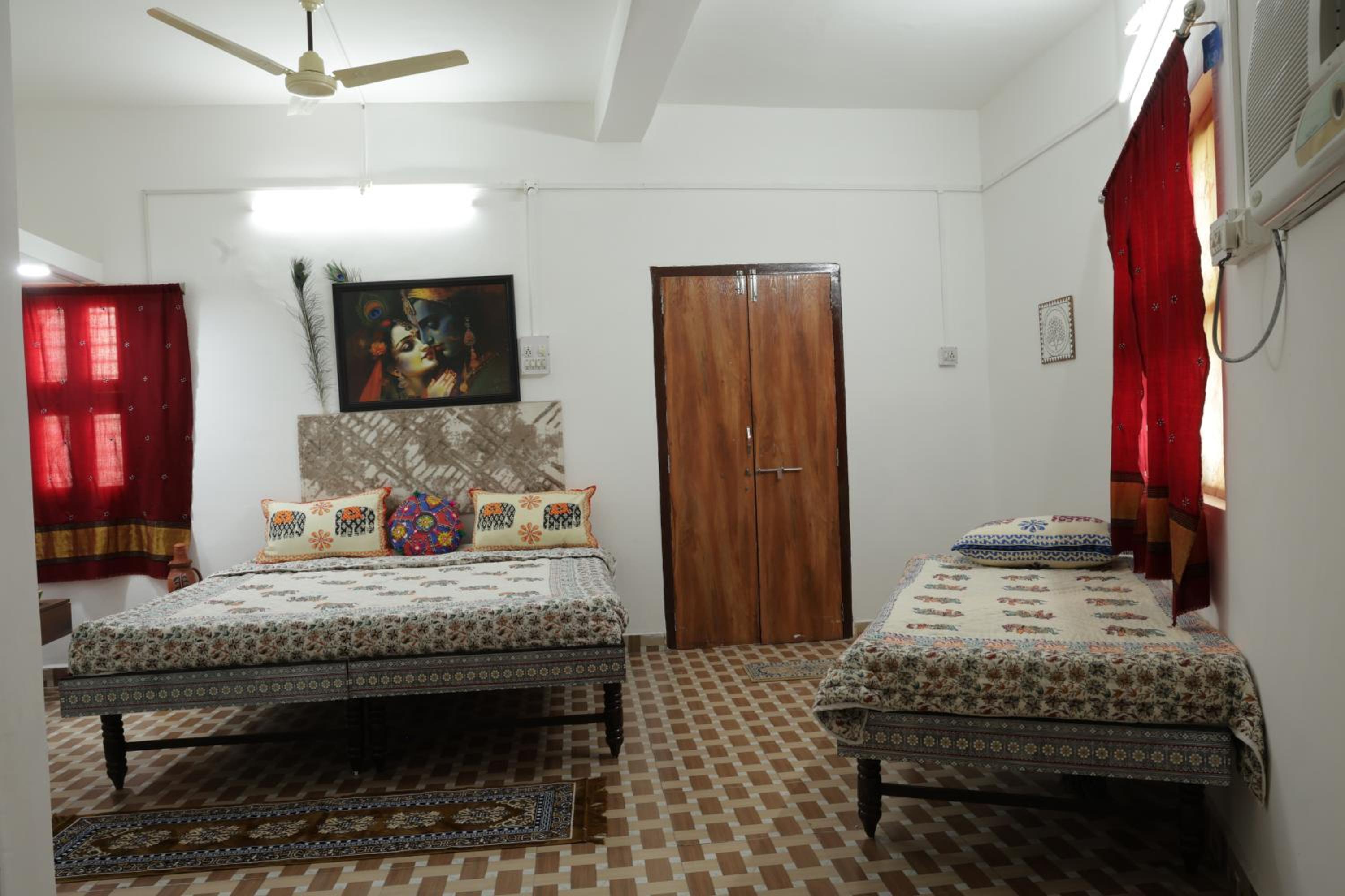 Deluxe King Room photo 3