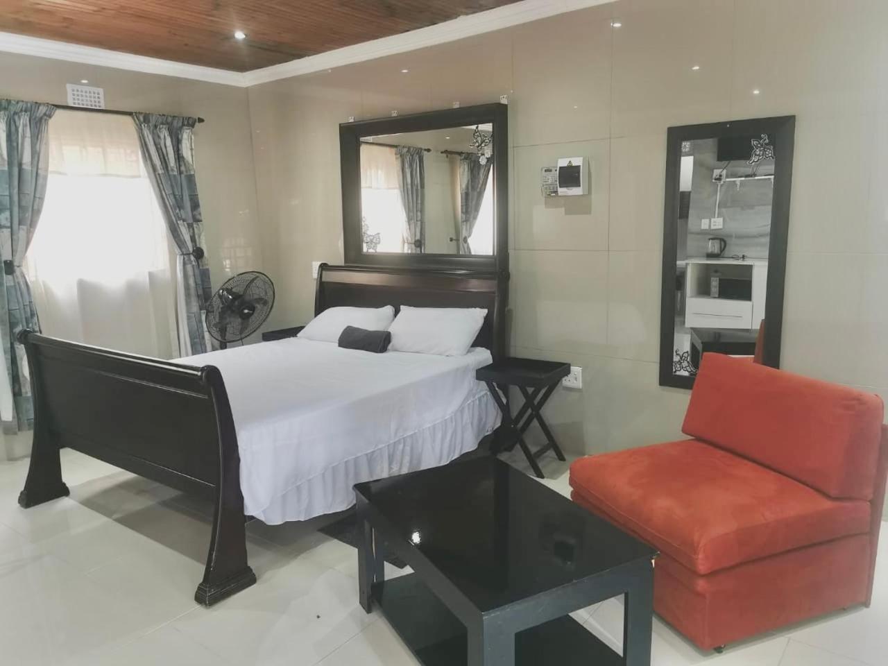 Deluxe Double Room photo 1