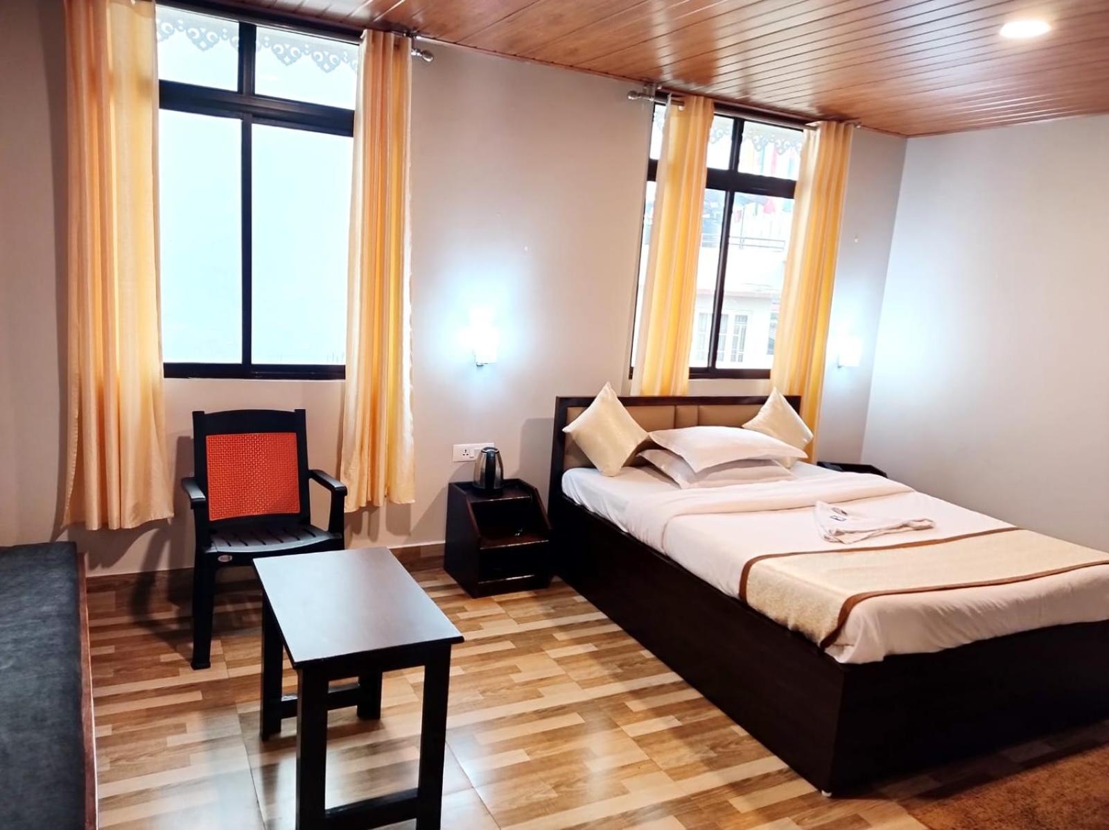 King Room with Mountain View - Photo 7