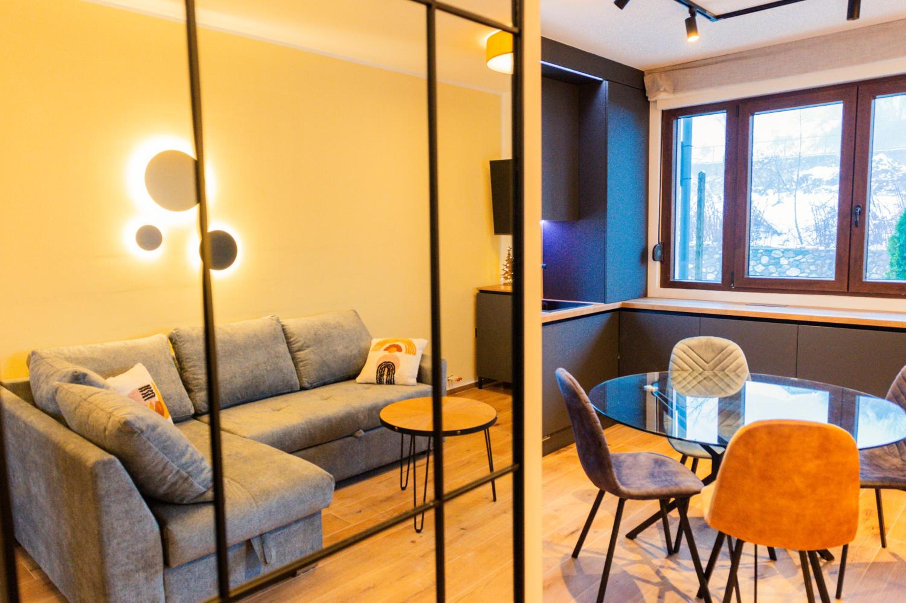 Two-Bedroom Apartment photo 3