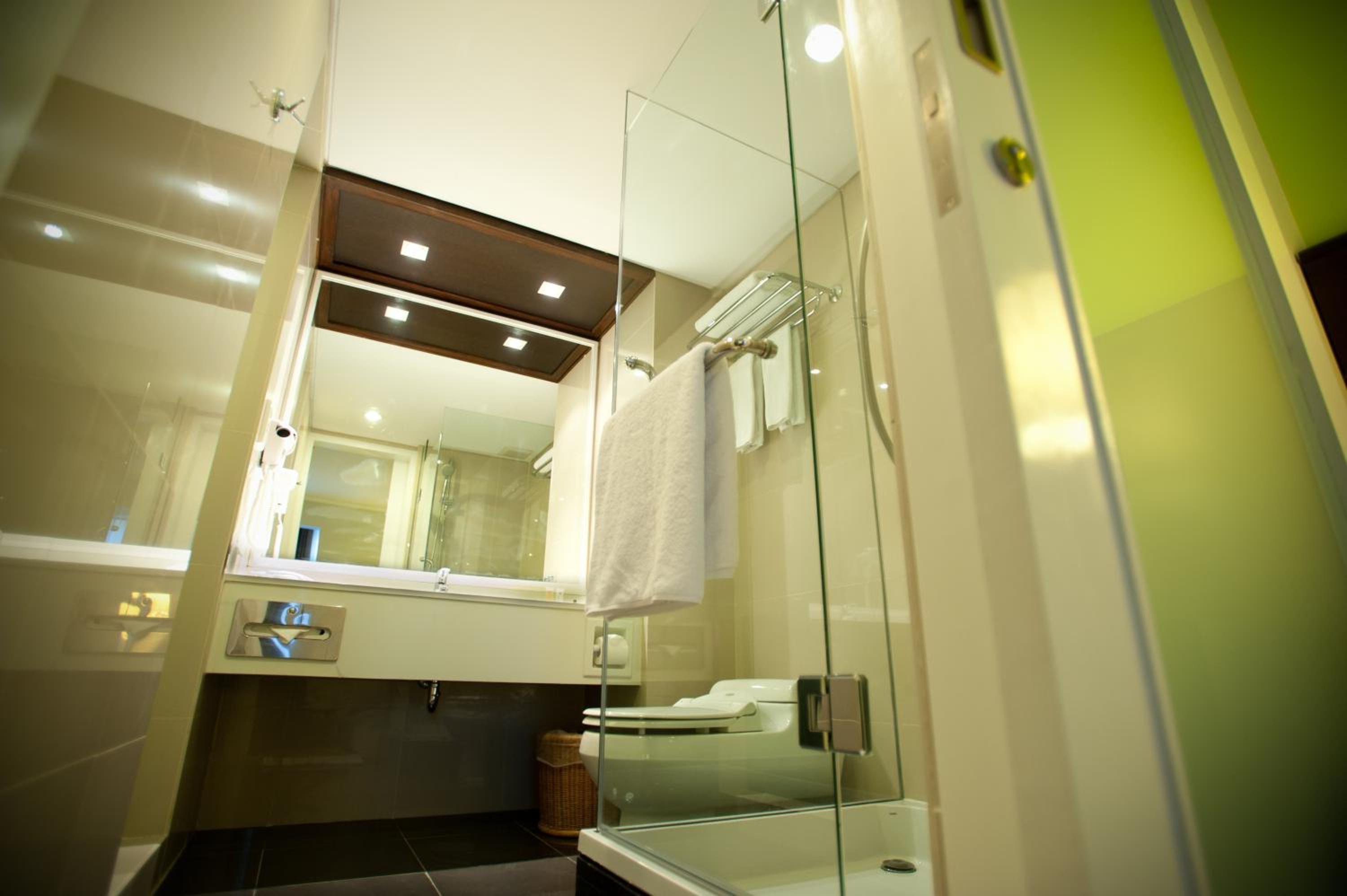 Premier Double or Twin Room - Photo 8