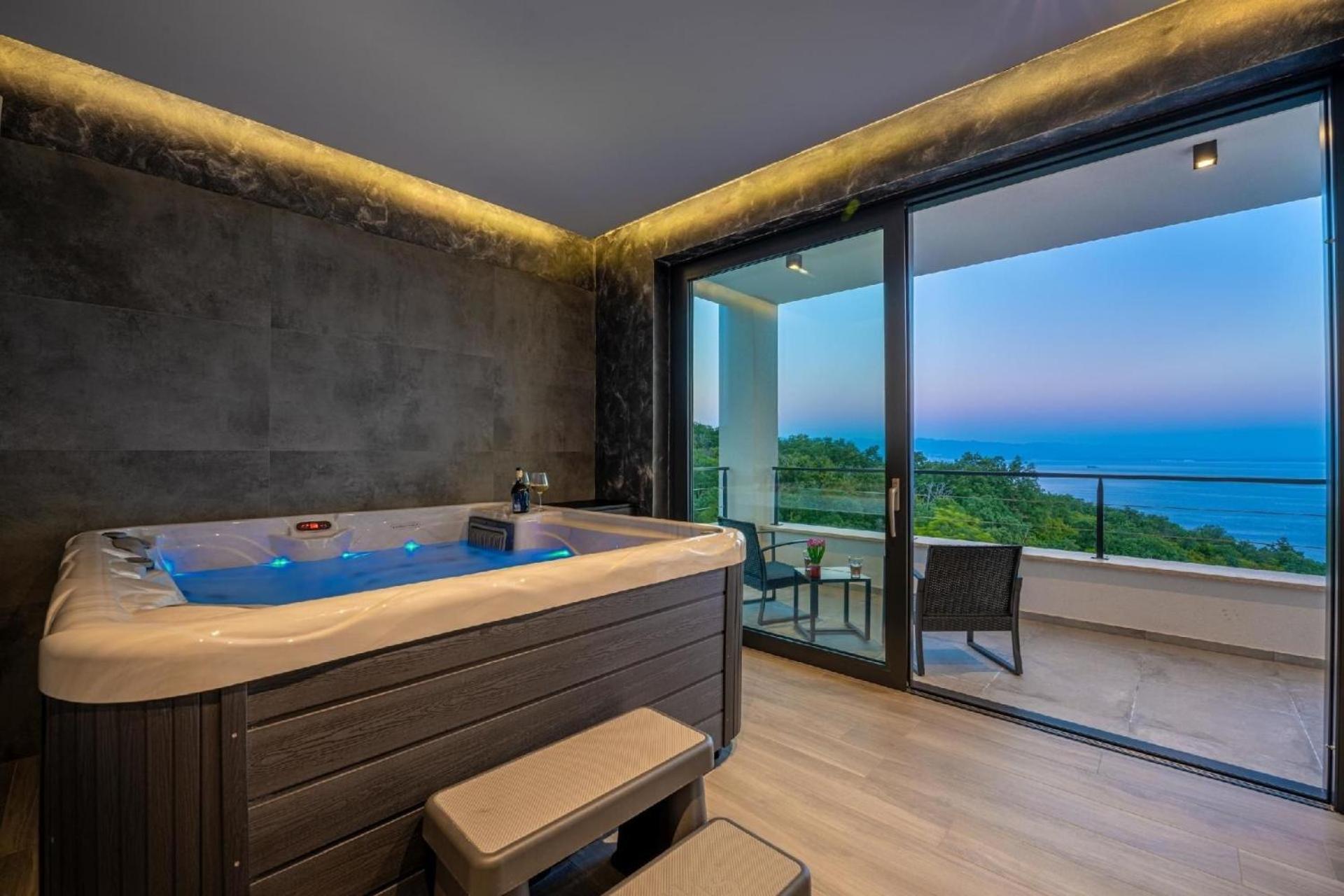 Four-Bedroom Vacation Home photo 3