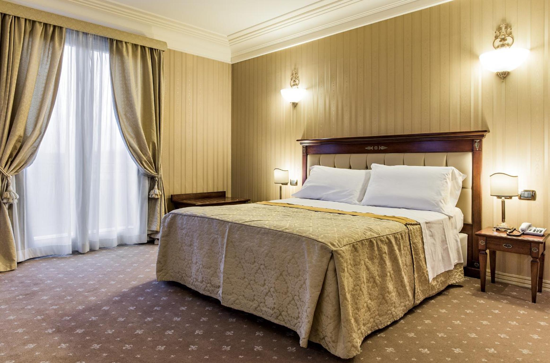 Standard Double Room photo 1