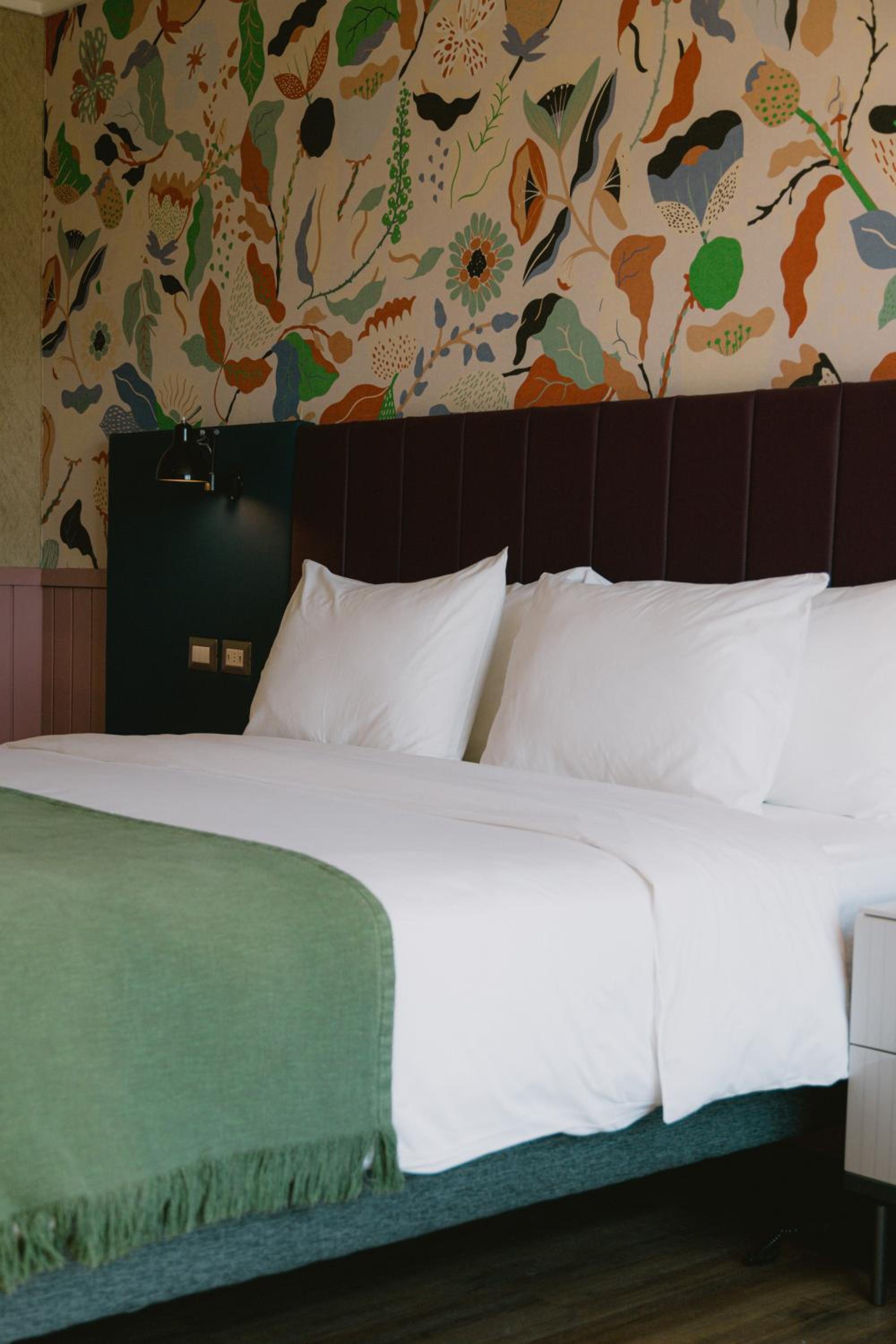 Superior King Room - Photo 1